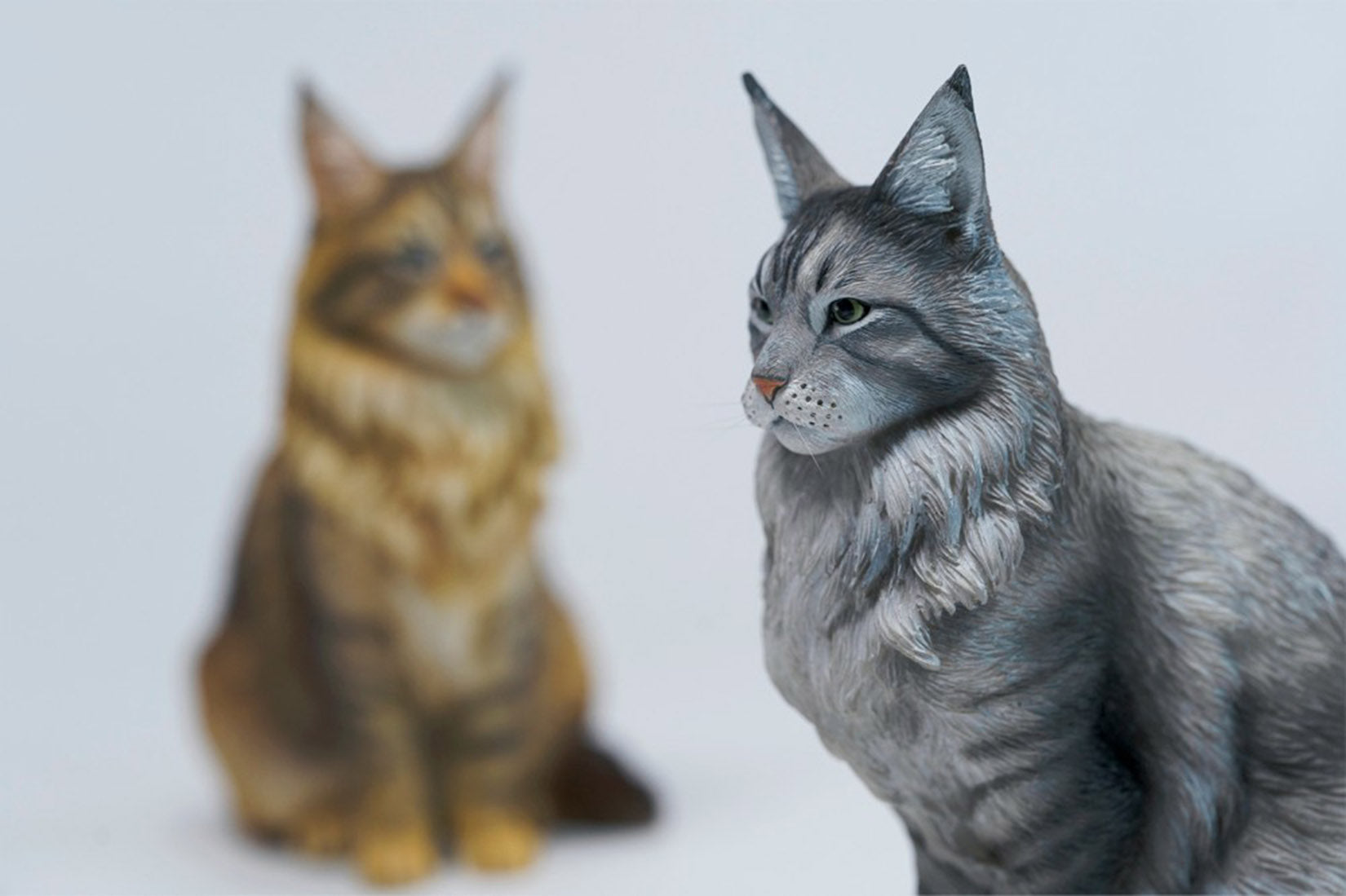JXK Studio Sitting Upright Maine Coon Cat Model