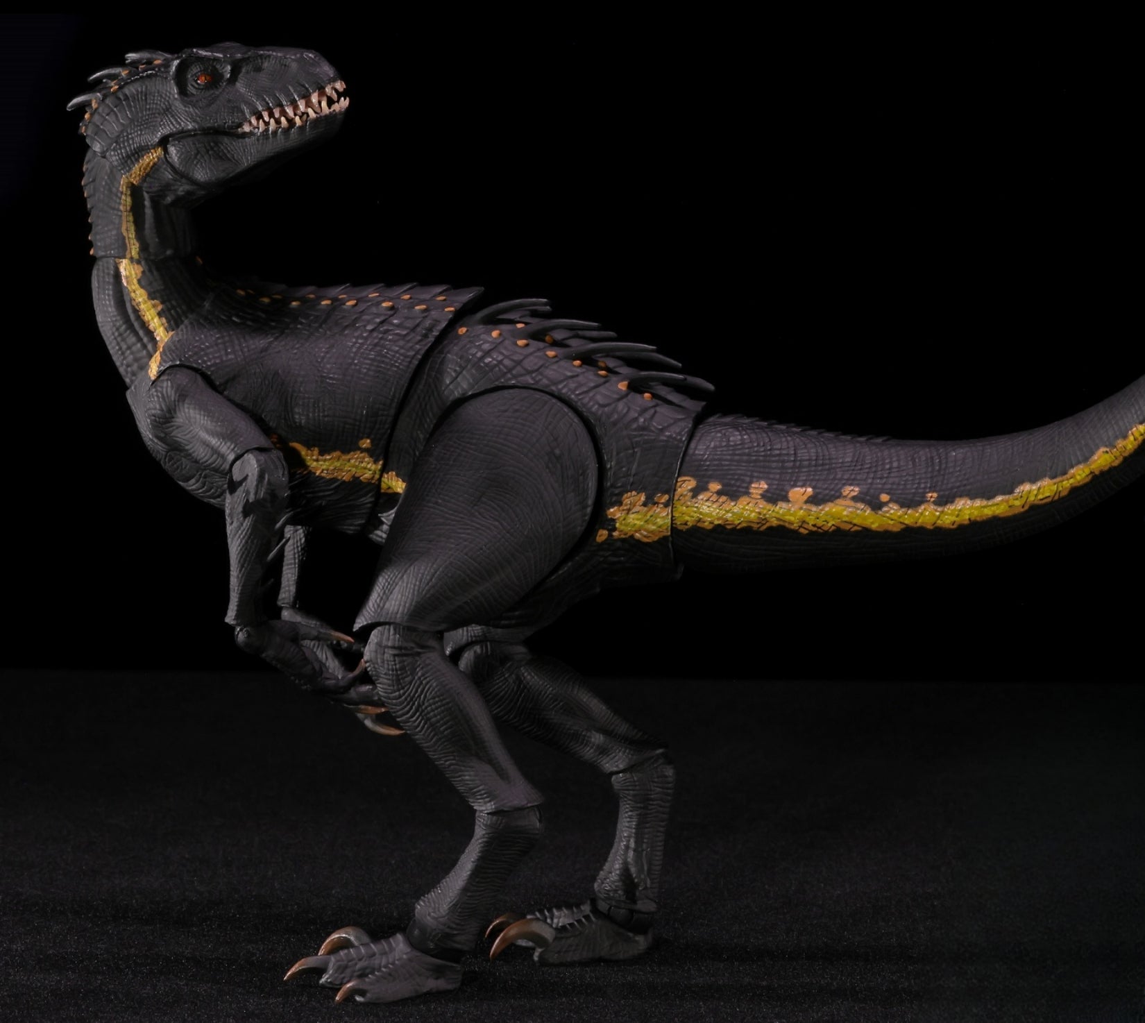 Nanmu Studio BERSERKER RAPTOR 2.0 Mass Production Ground Type Action Figure