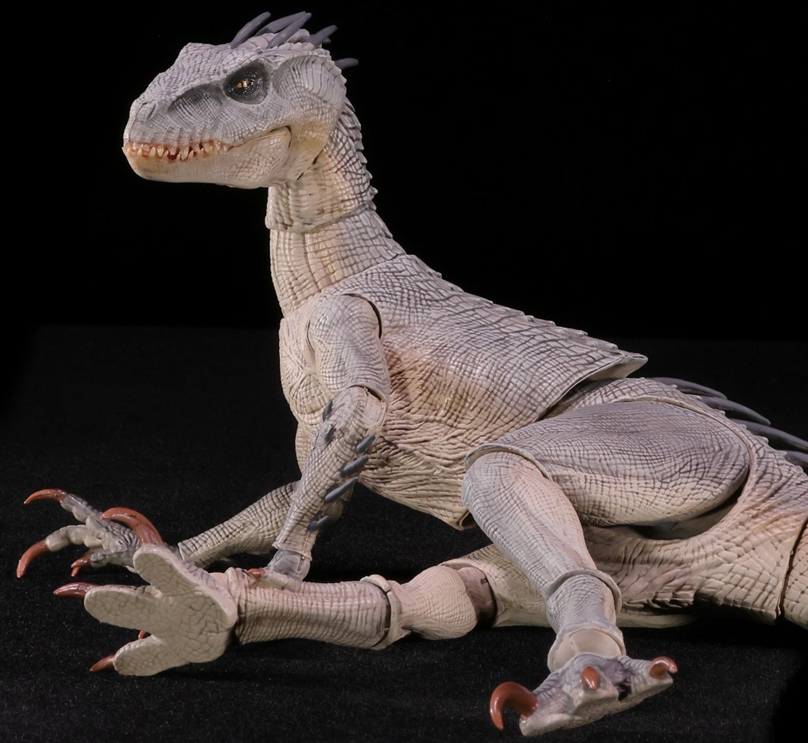 Nanmu Studio BERSERKER RAPTOR 2.0 Mass Production Ground Type Action Figure