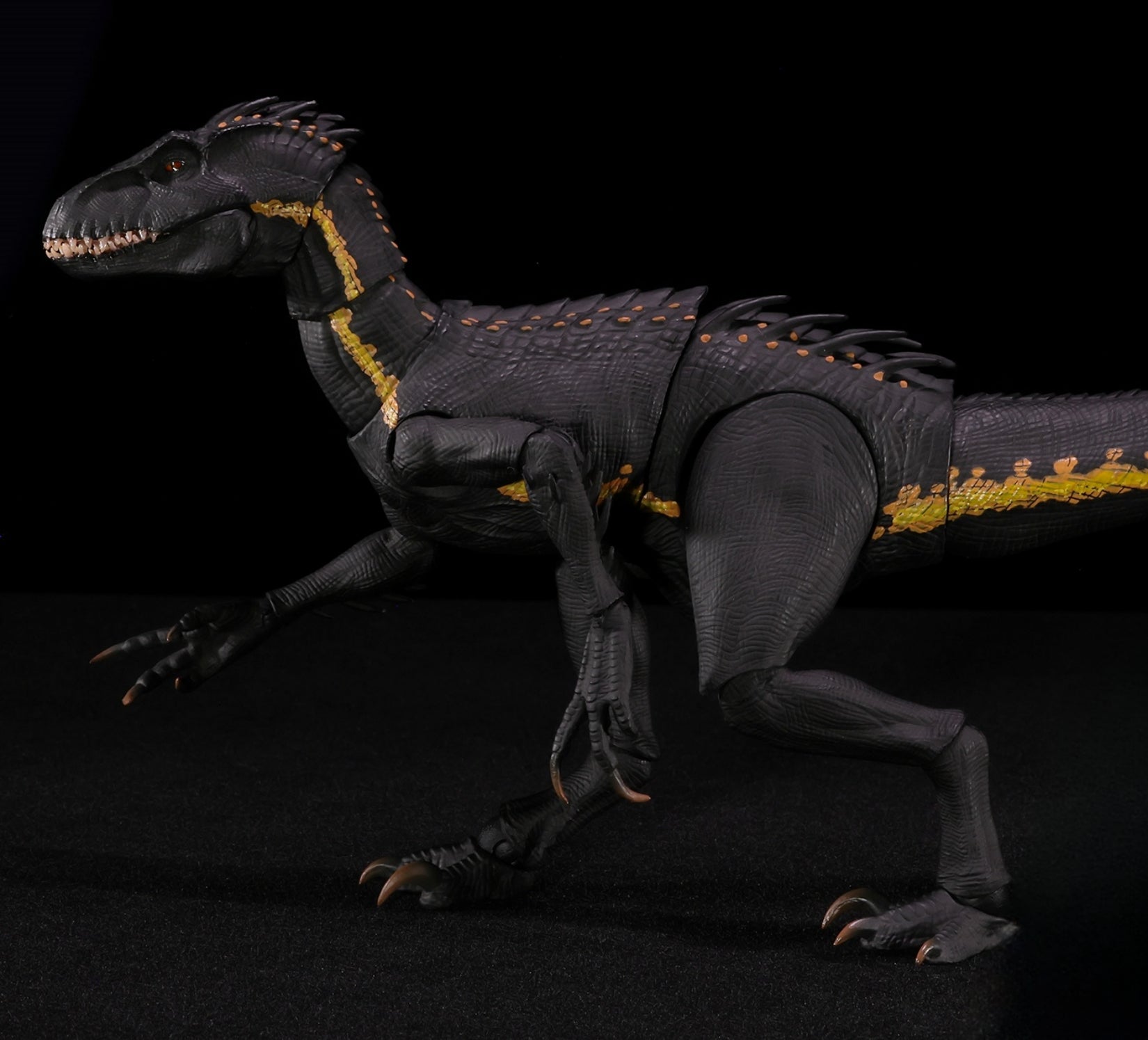 Nanmu Studio BERSERKER RAPTOR 2.0 Mass Production Ground Type Action Figure