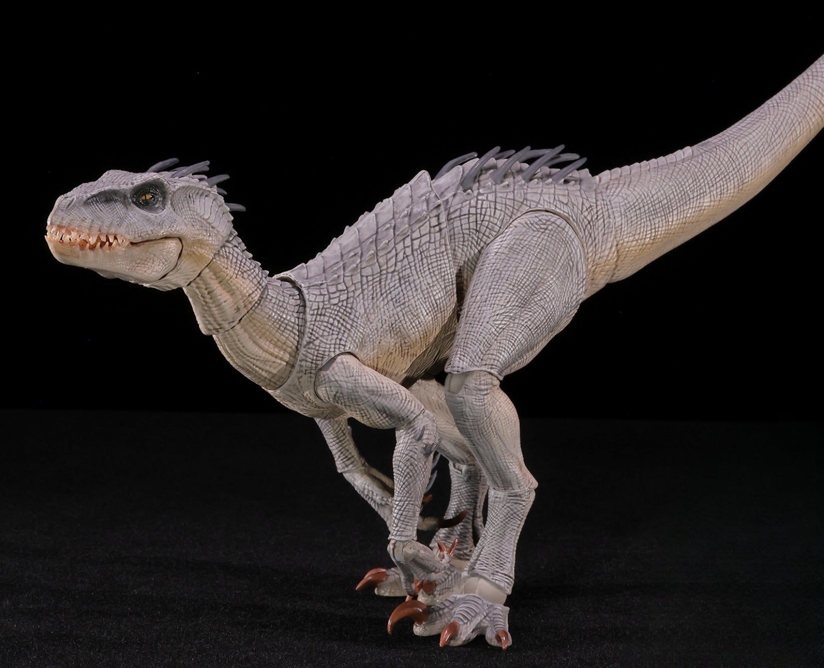 Nanmu Studio BERSERKER RAPTOR 2.0 Mass Production Ground Type Action Figure