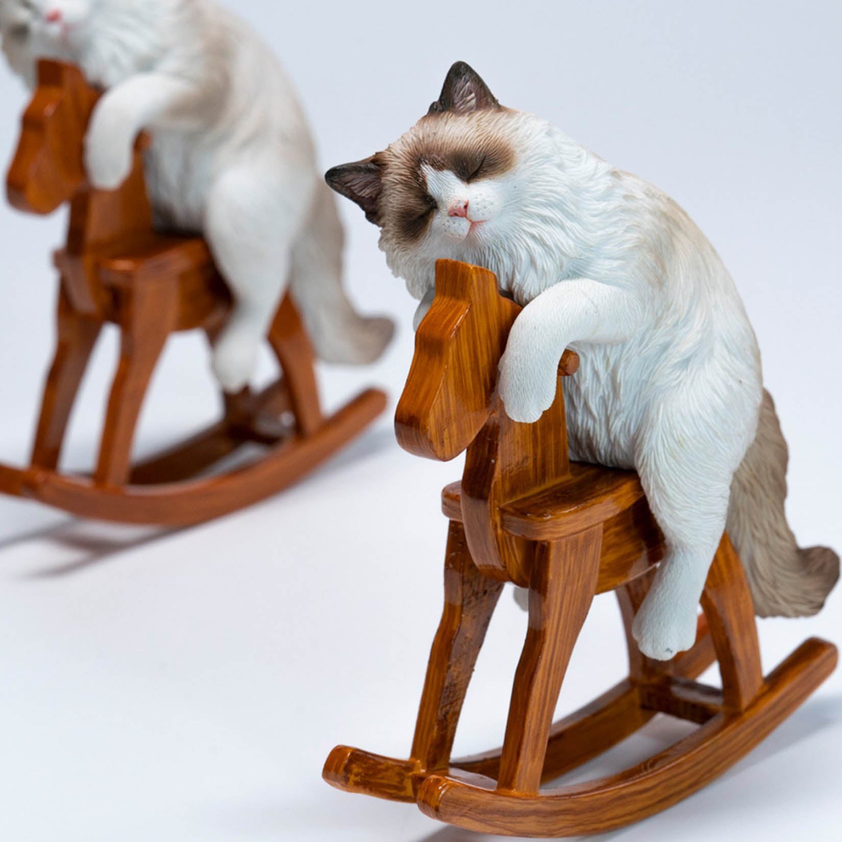 JXK Studio Wooden Horse Ragdoll Cat Figurine