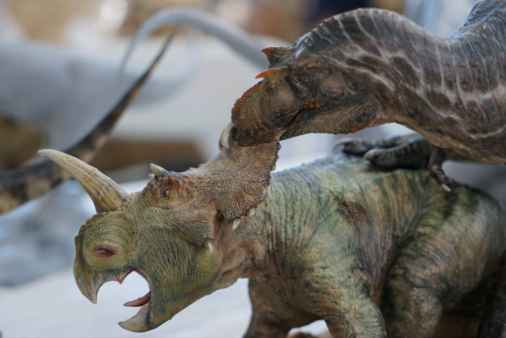 Greenhouse Revolution Studio 1/15 Scale Gorgosaurus Hunt Centrosaurus Scene Model