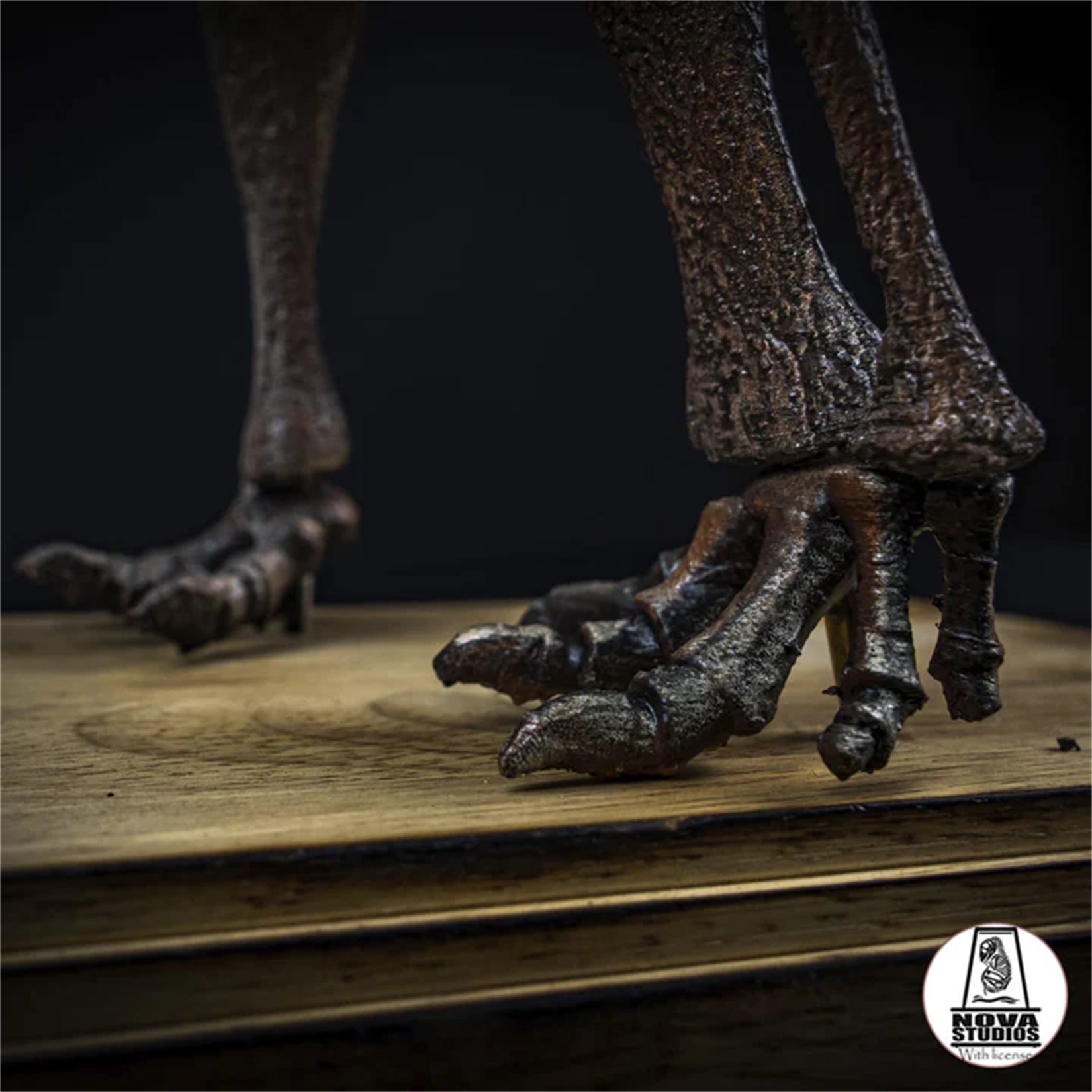 Nova Studio 1/18 Scale Giraffatitan brancai Keleton Model