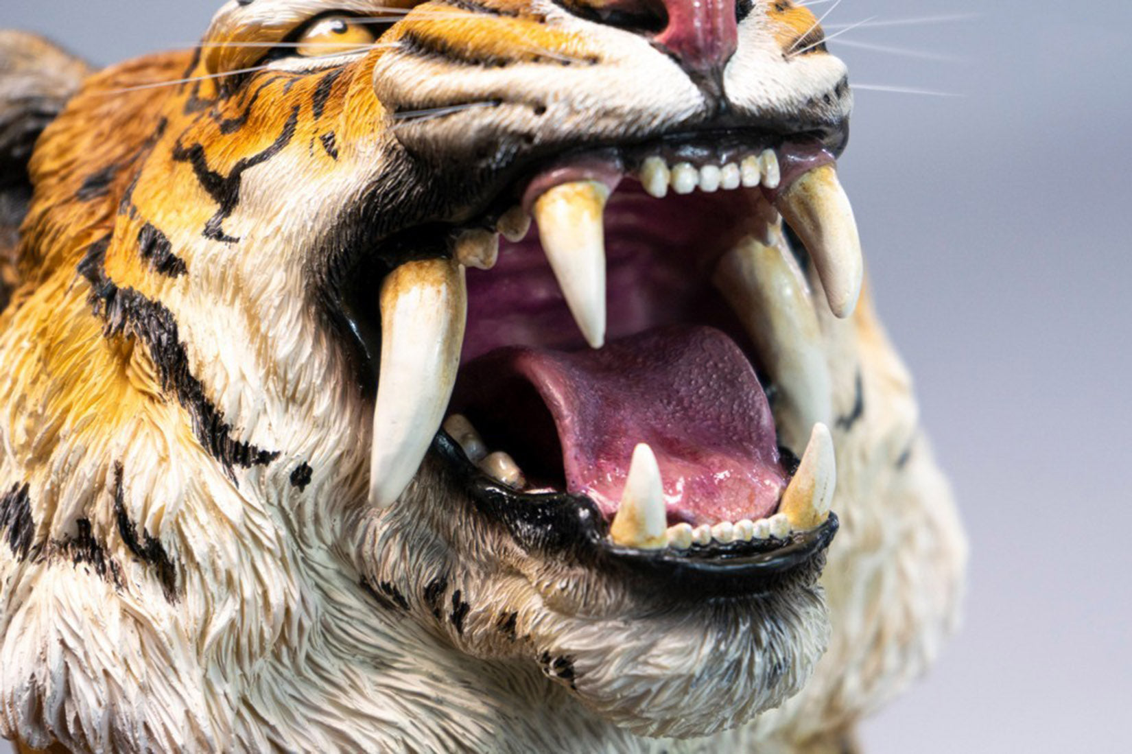 JXK Tiger Head Statue Figure