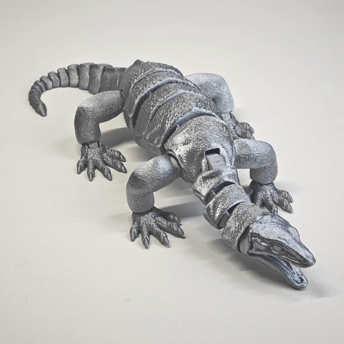 3D Printed Articulated Komodo Dragon Giant Lizard Figure