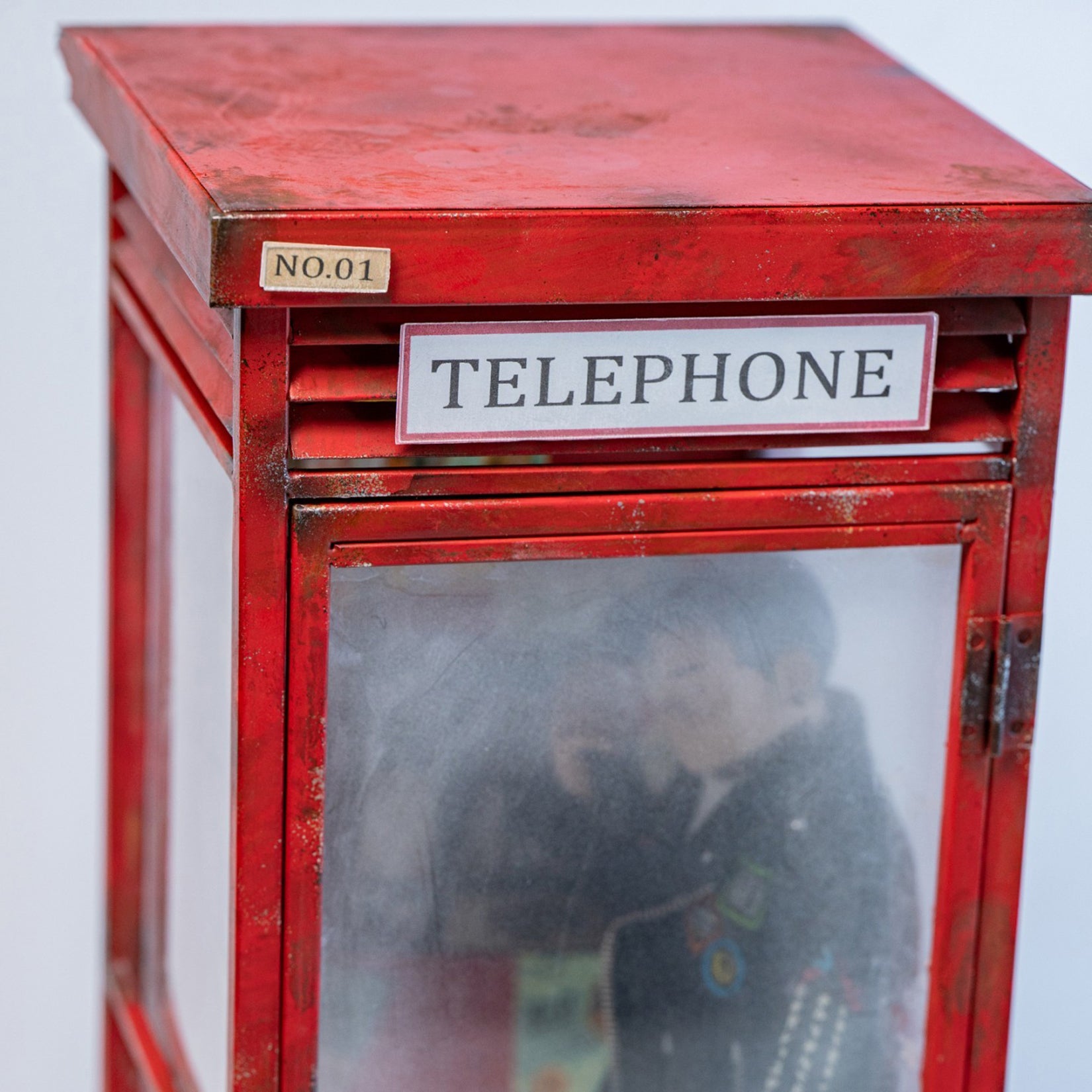 MMMTOYS 1:6 Scale Telephone Booth Model