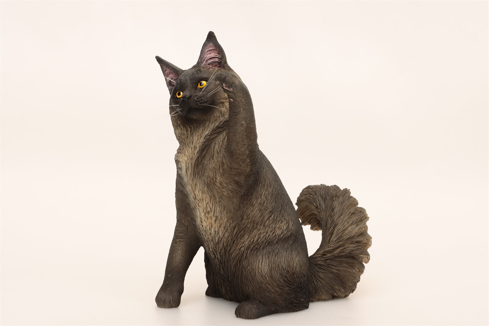 1/6 Maine Coon Cat Figure