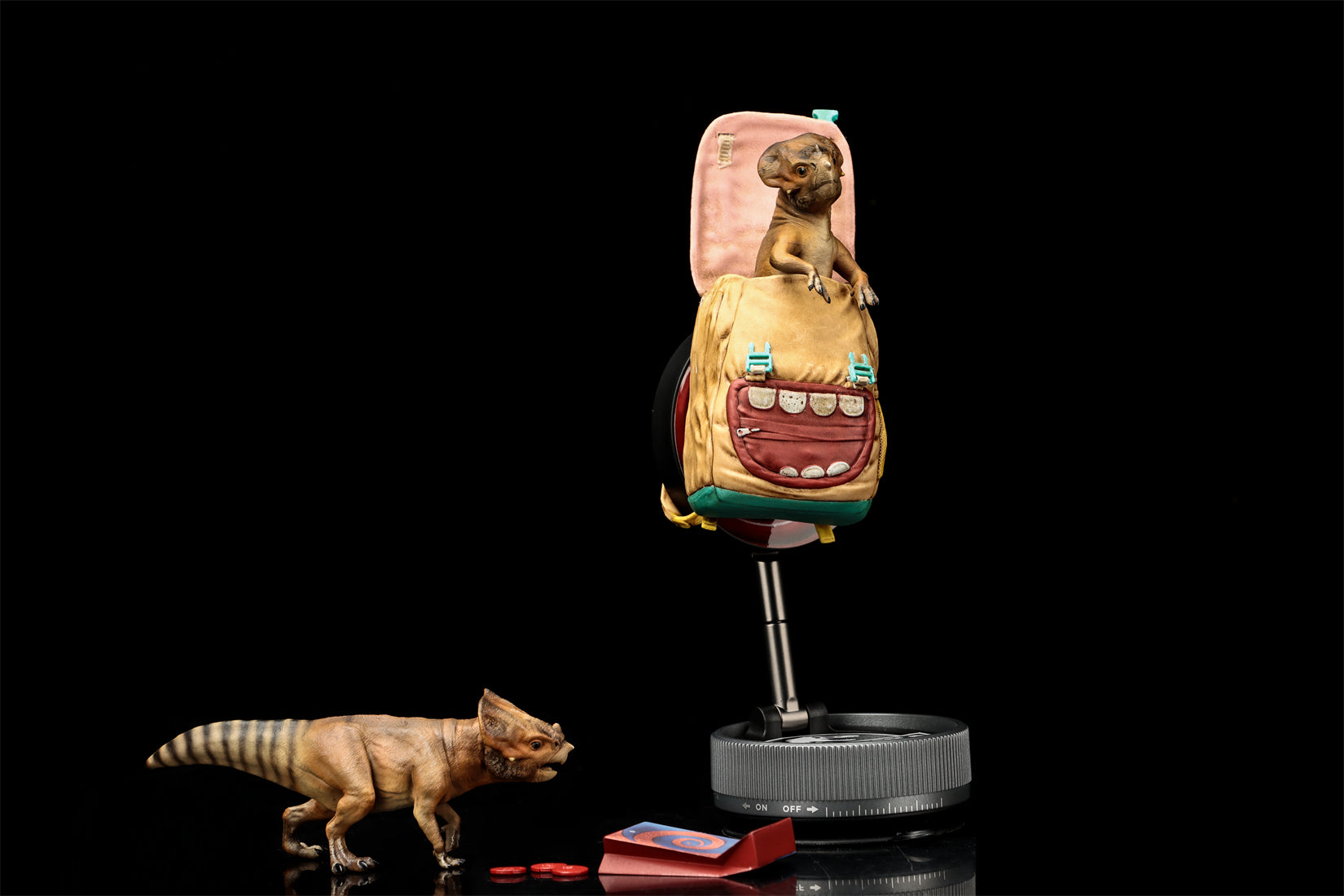 DINO DREAM 1:5 Scale Aquilops Dolores Model