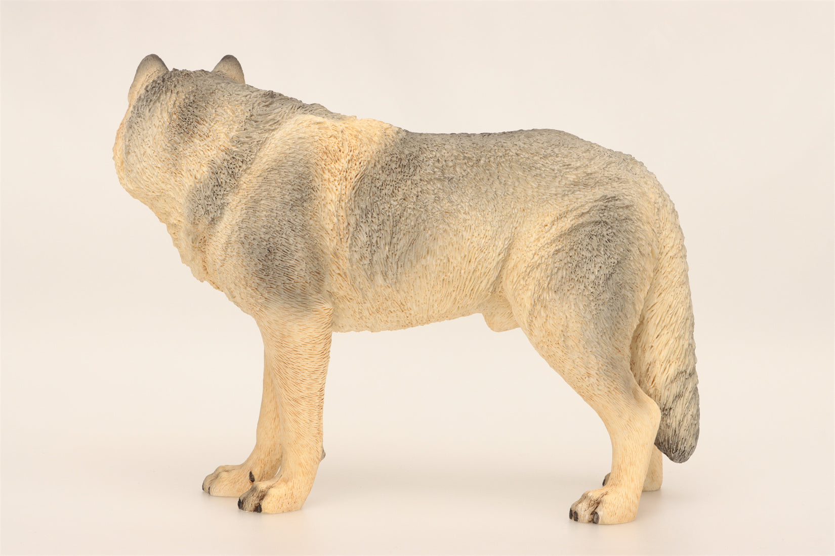 1/6 Steppe Wolf Figure