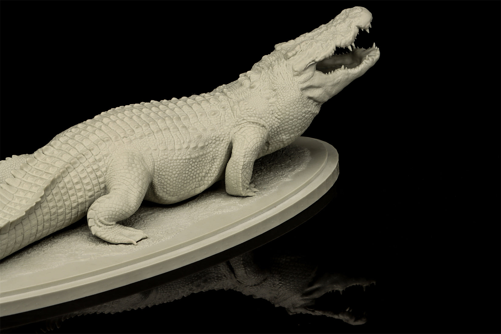 Das Crocs Man Studio Krokodil-Utan-Modell