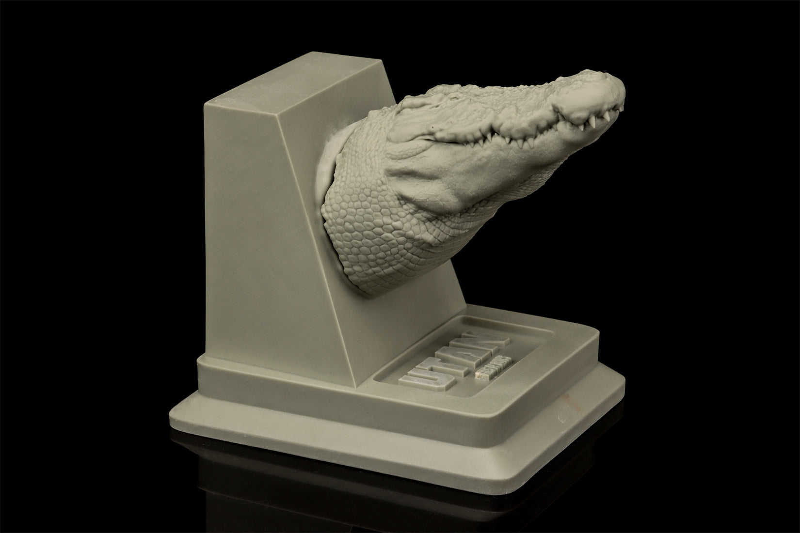 Das Crocs Man Studio Krokodil-Utan-Modell