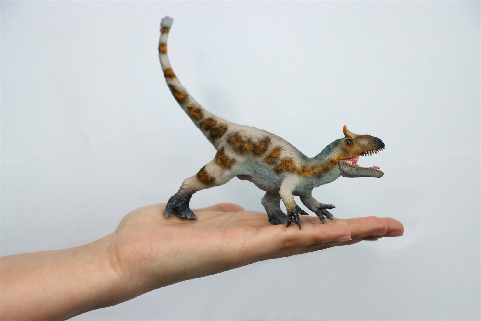 TNG Lufengosaurus Quetzalcoatlus Cryolophosaurus Saichania Sinosauropteryx Figure