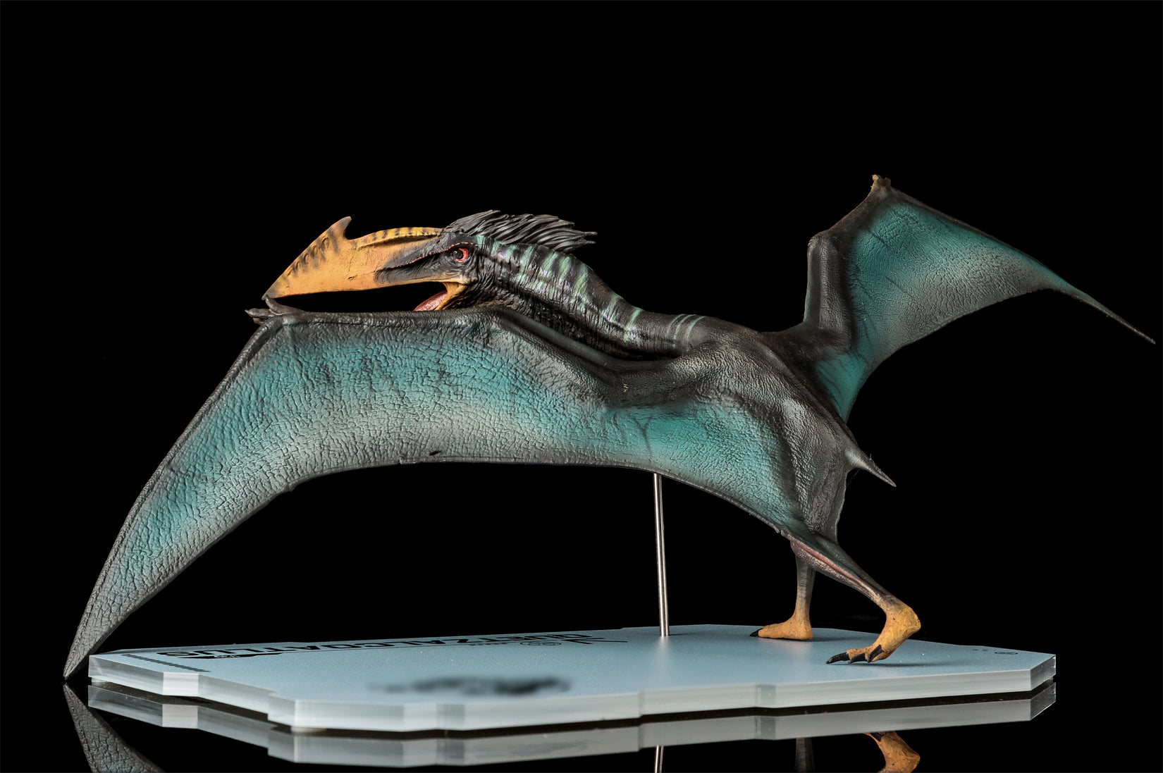 DINO DREAM 1:30 Scale Quetzalcoatlus Model