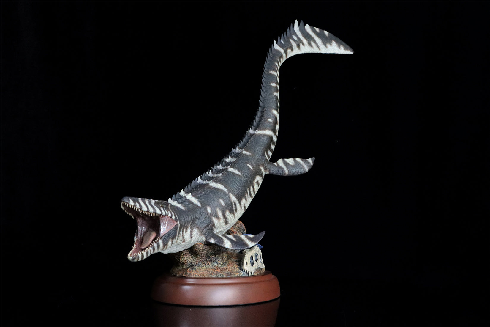 Nanmu Mosasaurus 2.0 Lord of Abyss Figure
