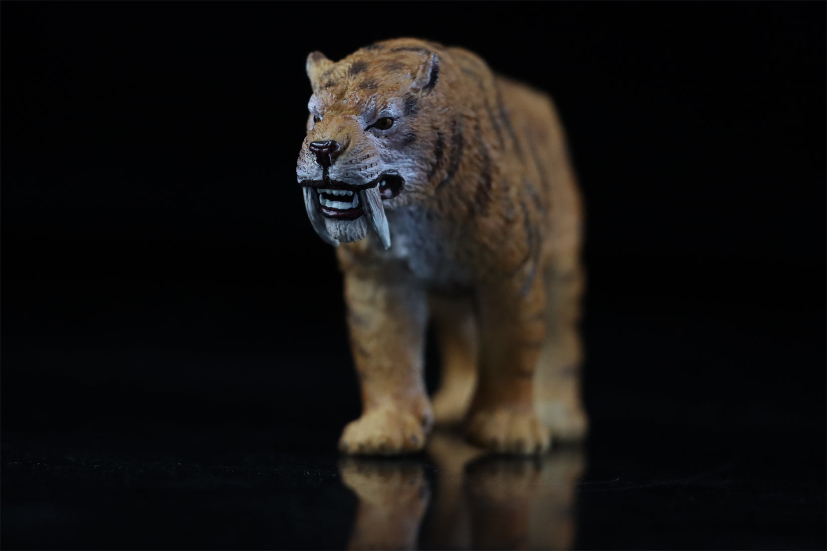 TNG Elasmotherium Megatherium Woolly Mammoth Stegodon Brontotheriidae Smilodon Figure