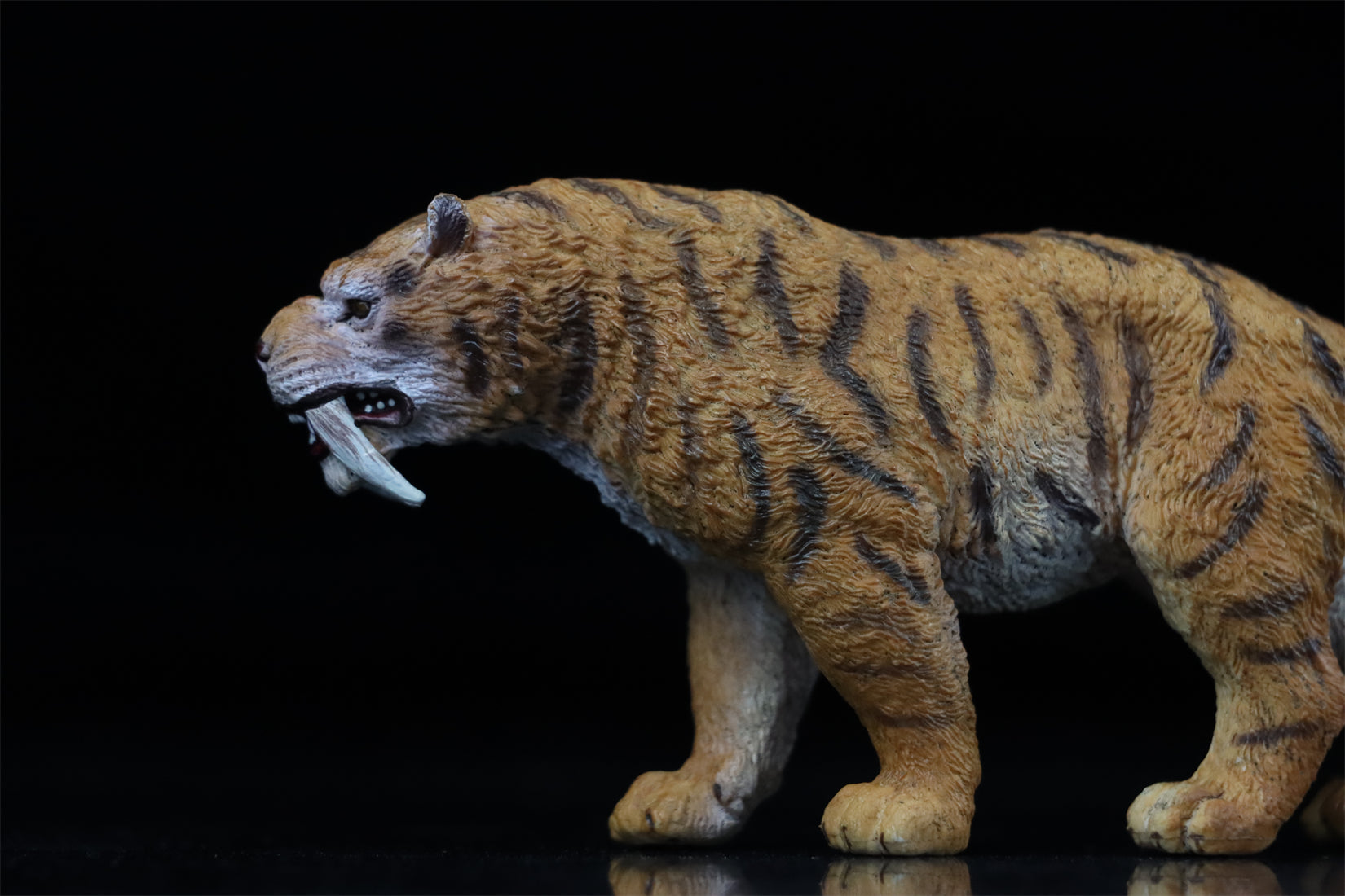 TNG Arsinoitherium Elasmotherium Megatherium Woolly Mammoth Stegodon Figure