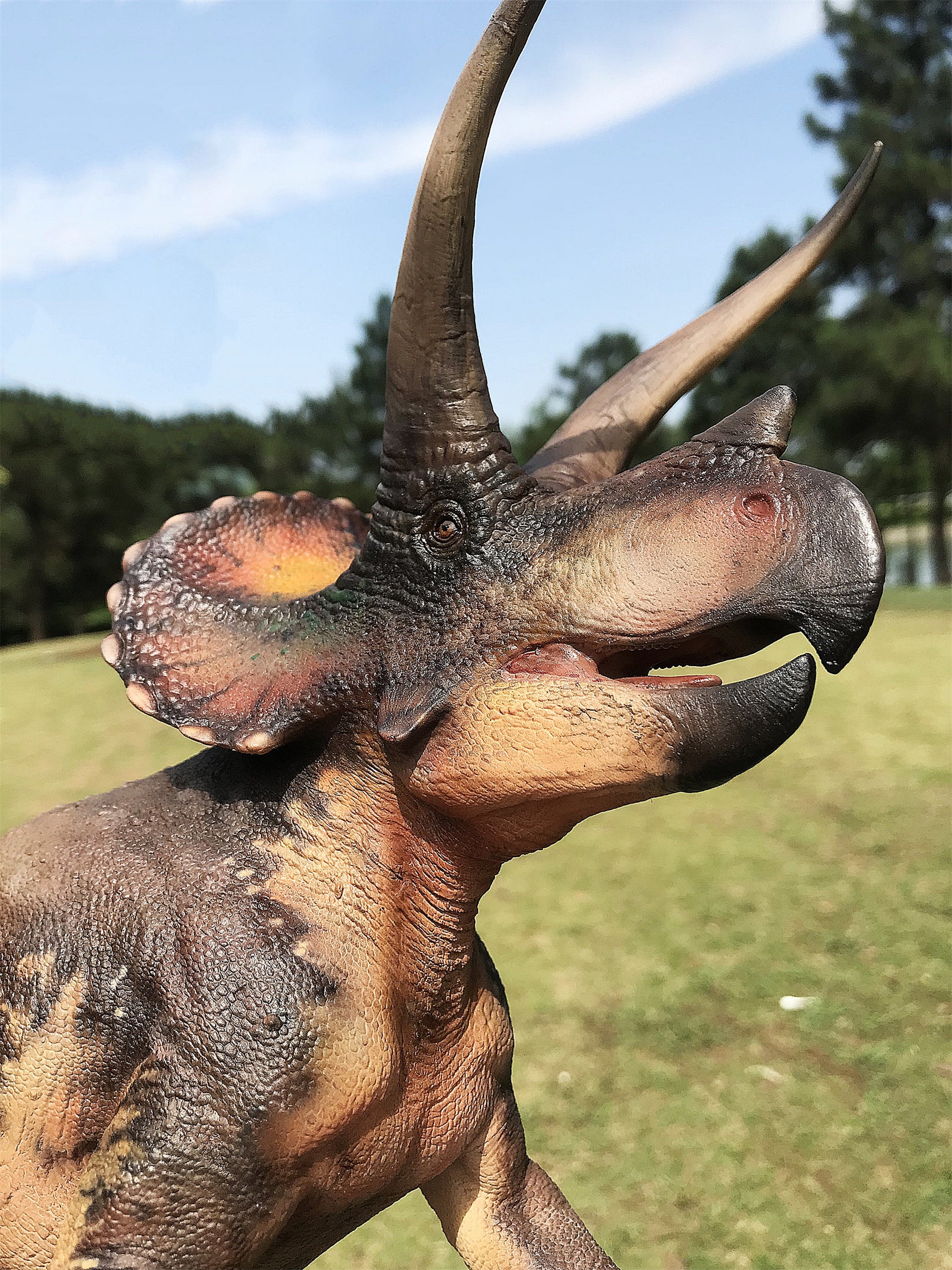De CLAY Studio Triceratops prorsus Scene Statue Kit