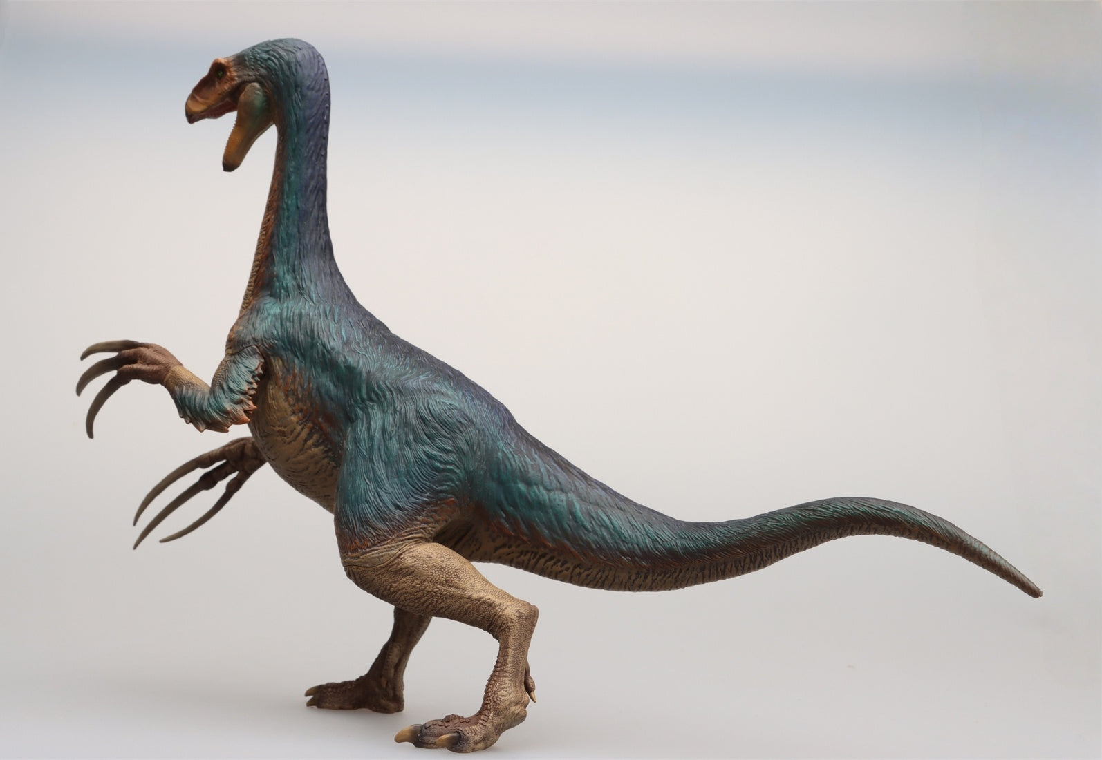 Nanmu Studio Therizinosaurus Claw Spike Figure