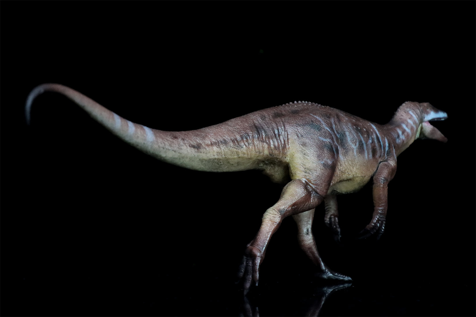 HAOLONGGOOD 1:35 Scale Megaraptor Model