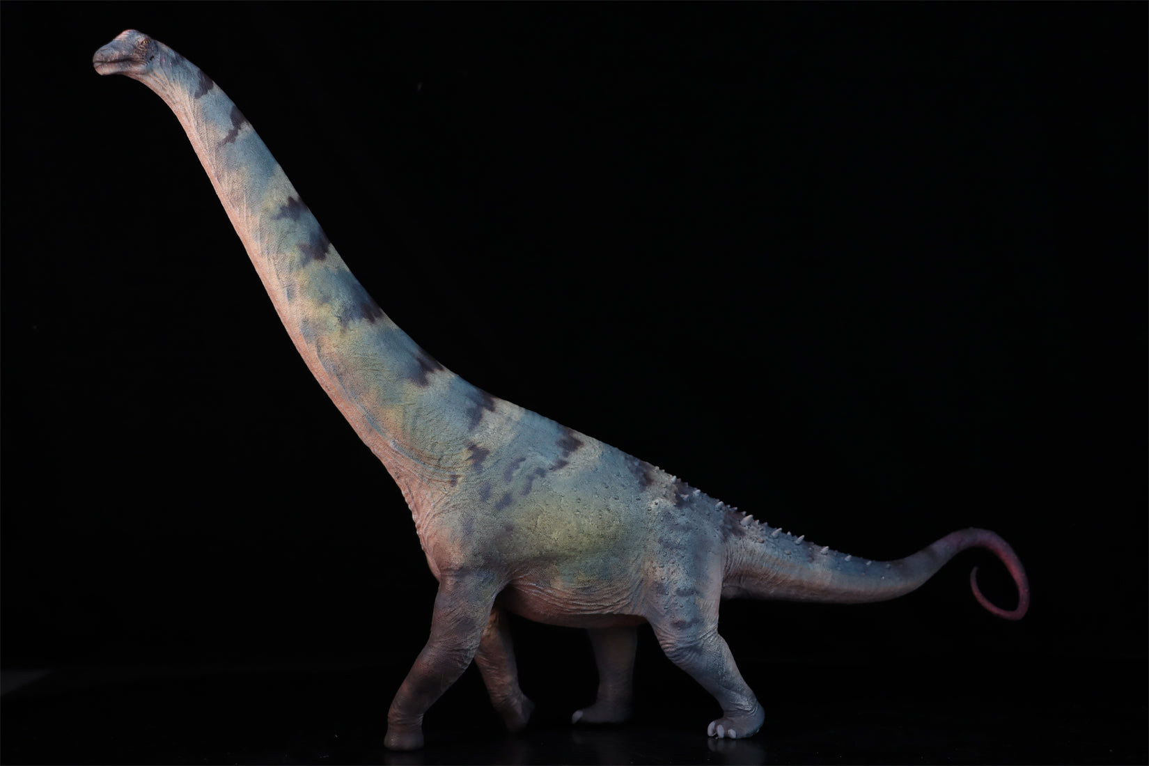 HAOLONGGOOD 1:35 Scale Alamosaurus Model