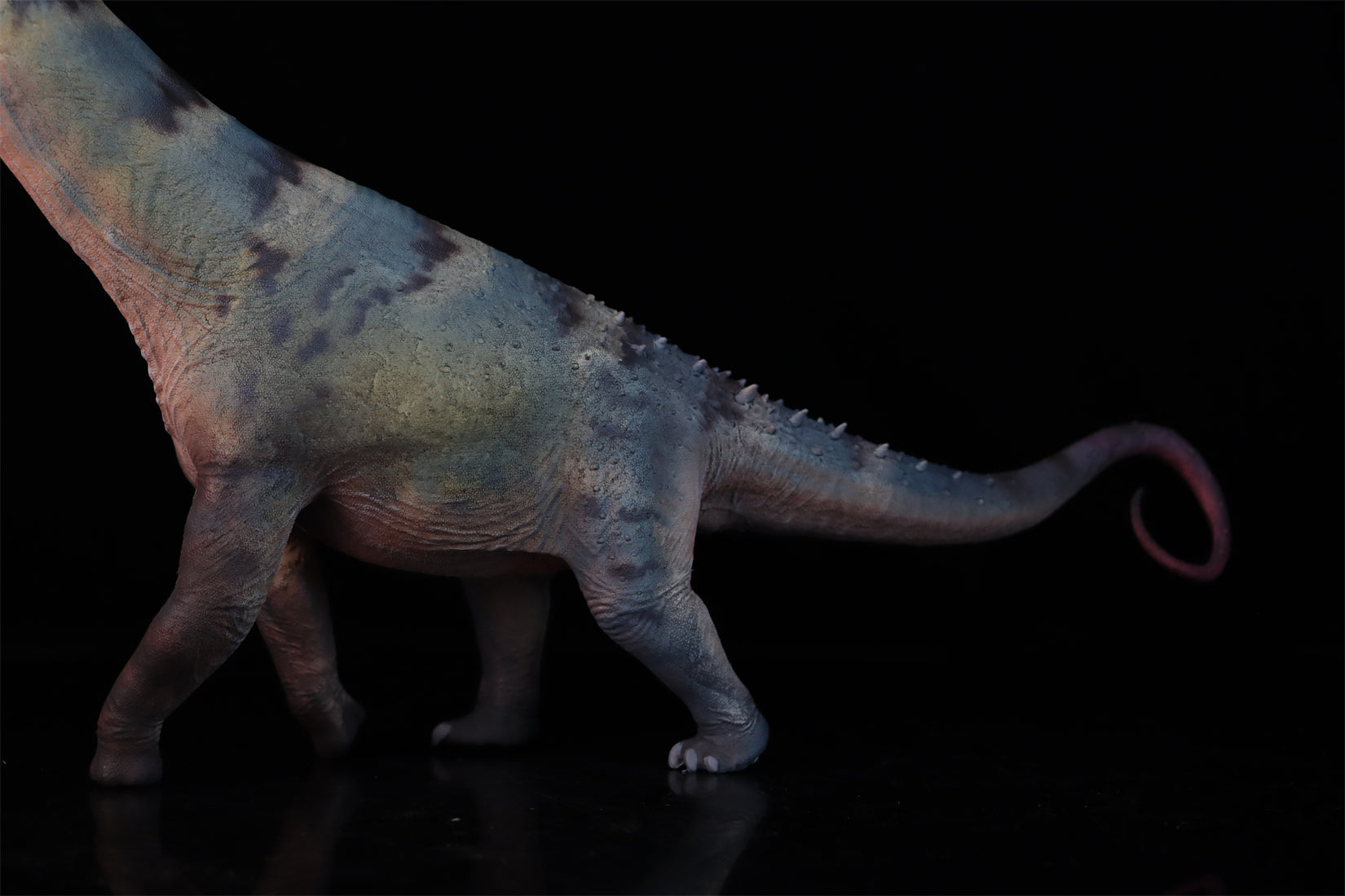 HAOLONGGOOD 1:35 Scale Alamosaurus Model