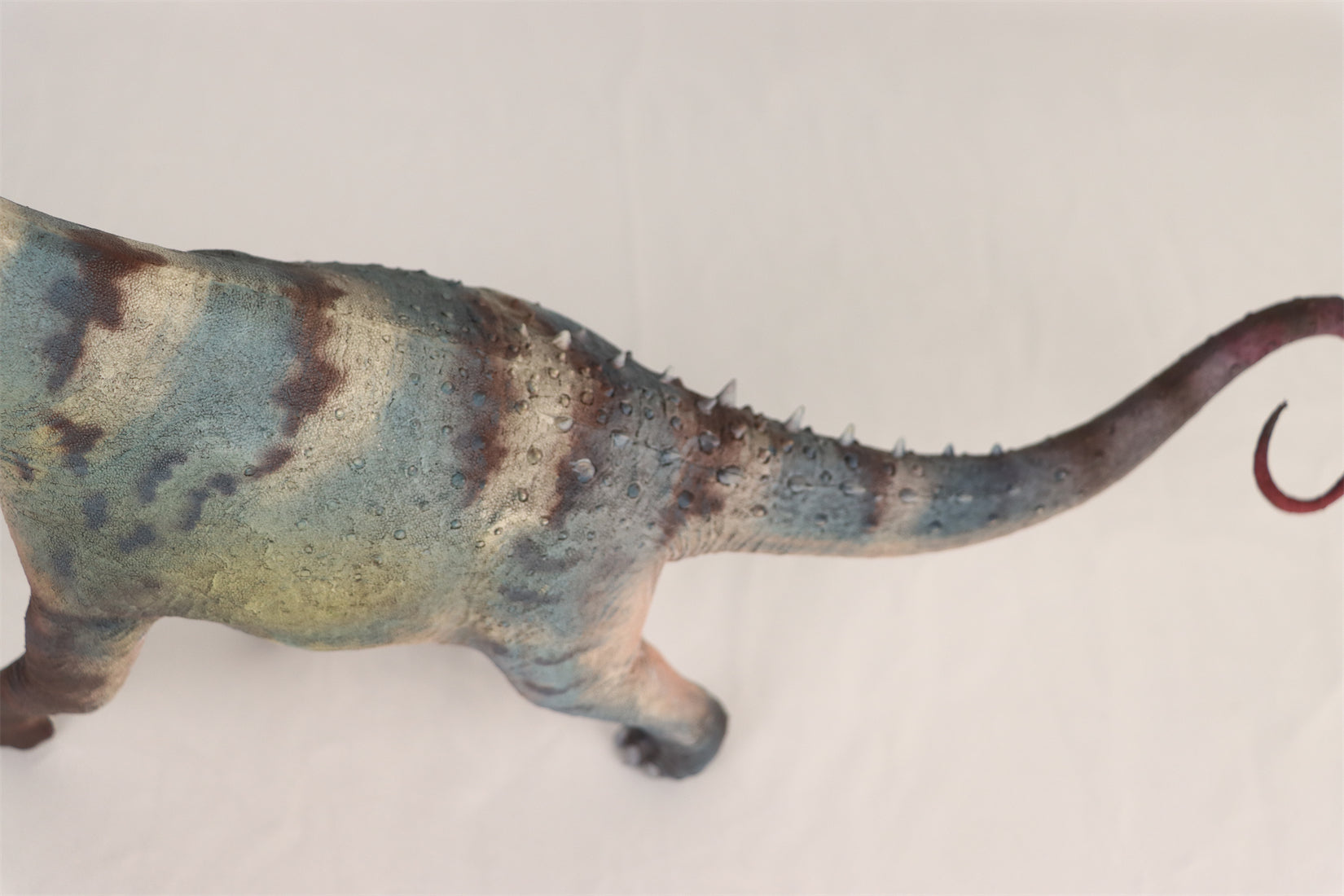 HAOLONGGOOD 1:35 Scale Alamosaurus Model