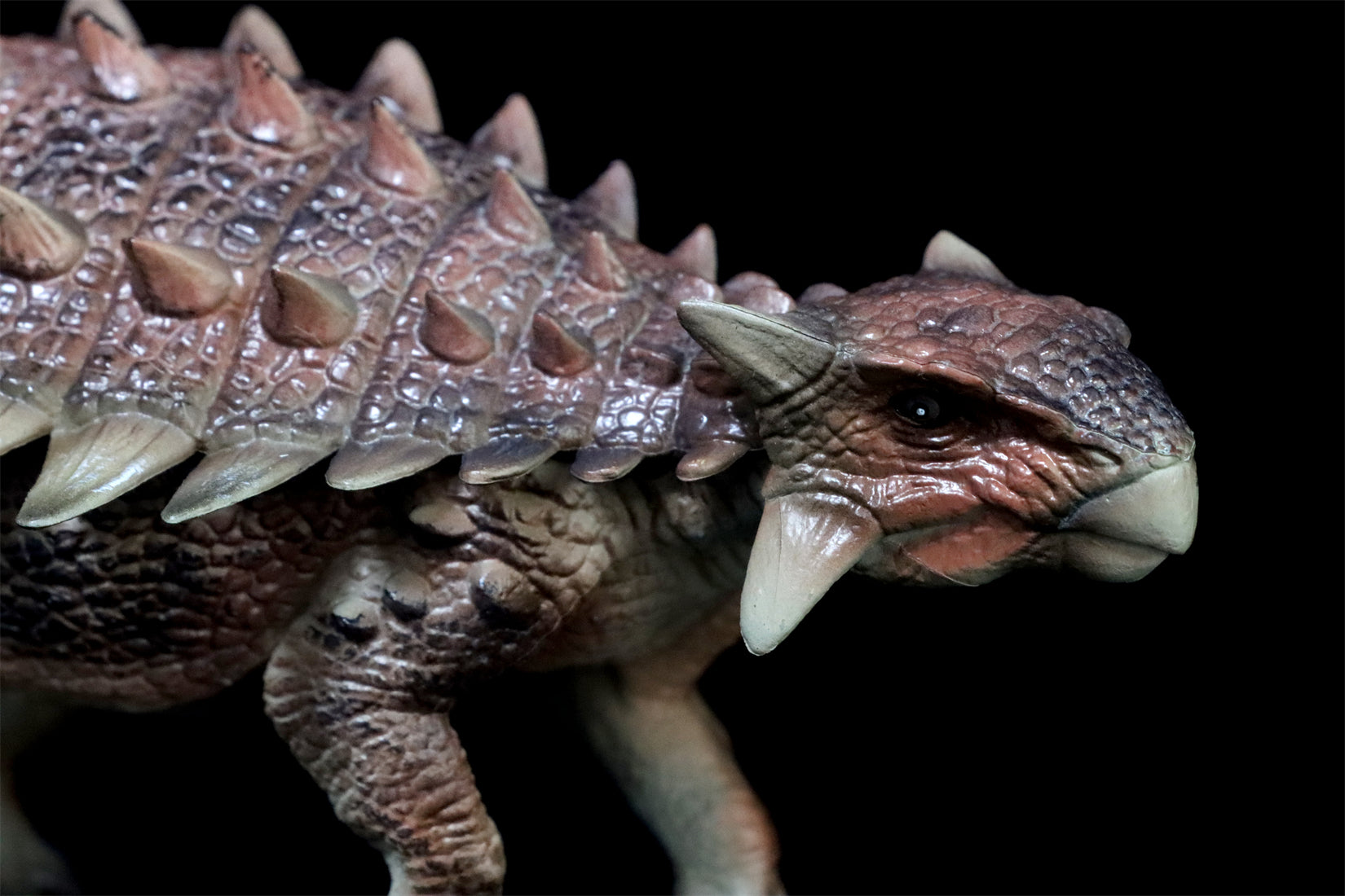 TNG Quetzalcoatlus Cryolophosaurus Saichania Sinosauropteryx Parasaurolophus Figure