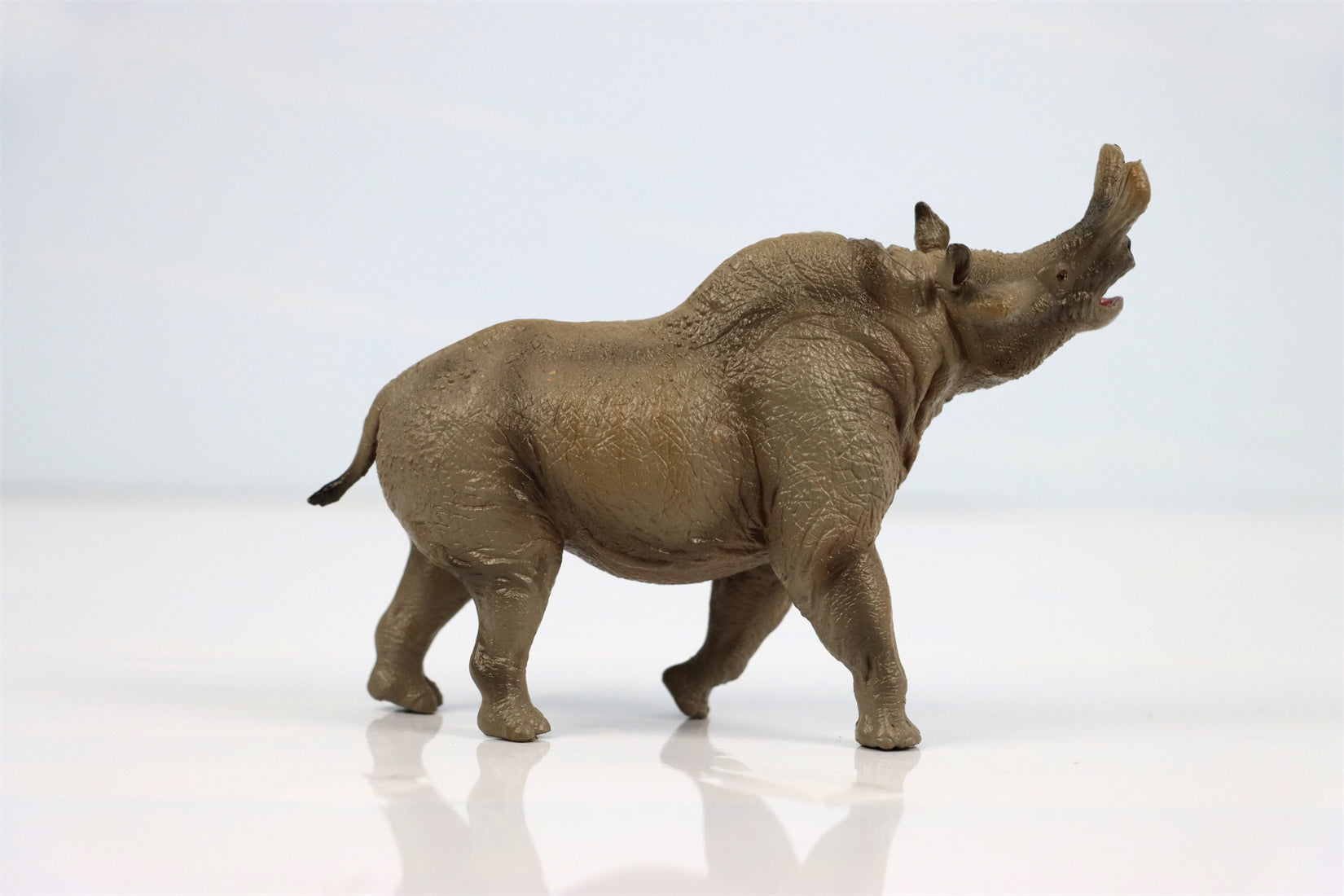 TNG Arsinoitherium Elasmotherium Megatherium Woolly Mammoth Stegodon Figure