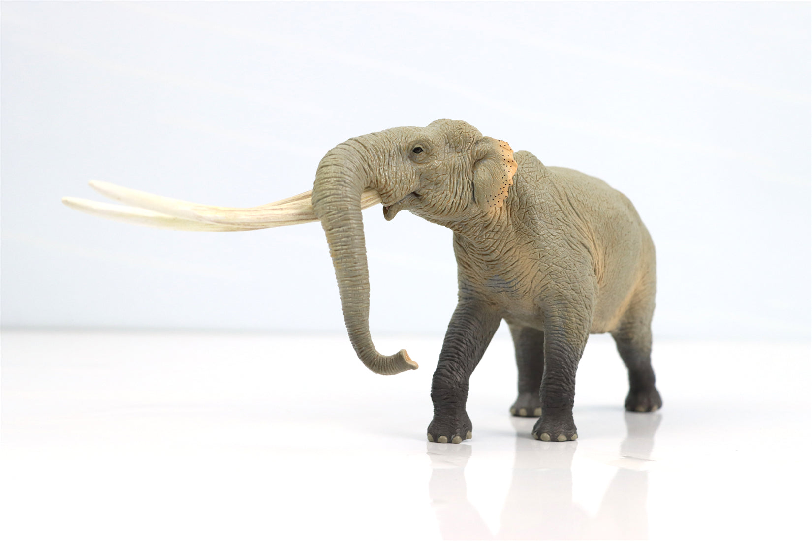 TNG Arsinoitherium Elasmotherium Megatherium Woolly Mammoth Stegodon Figure