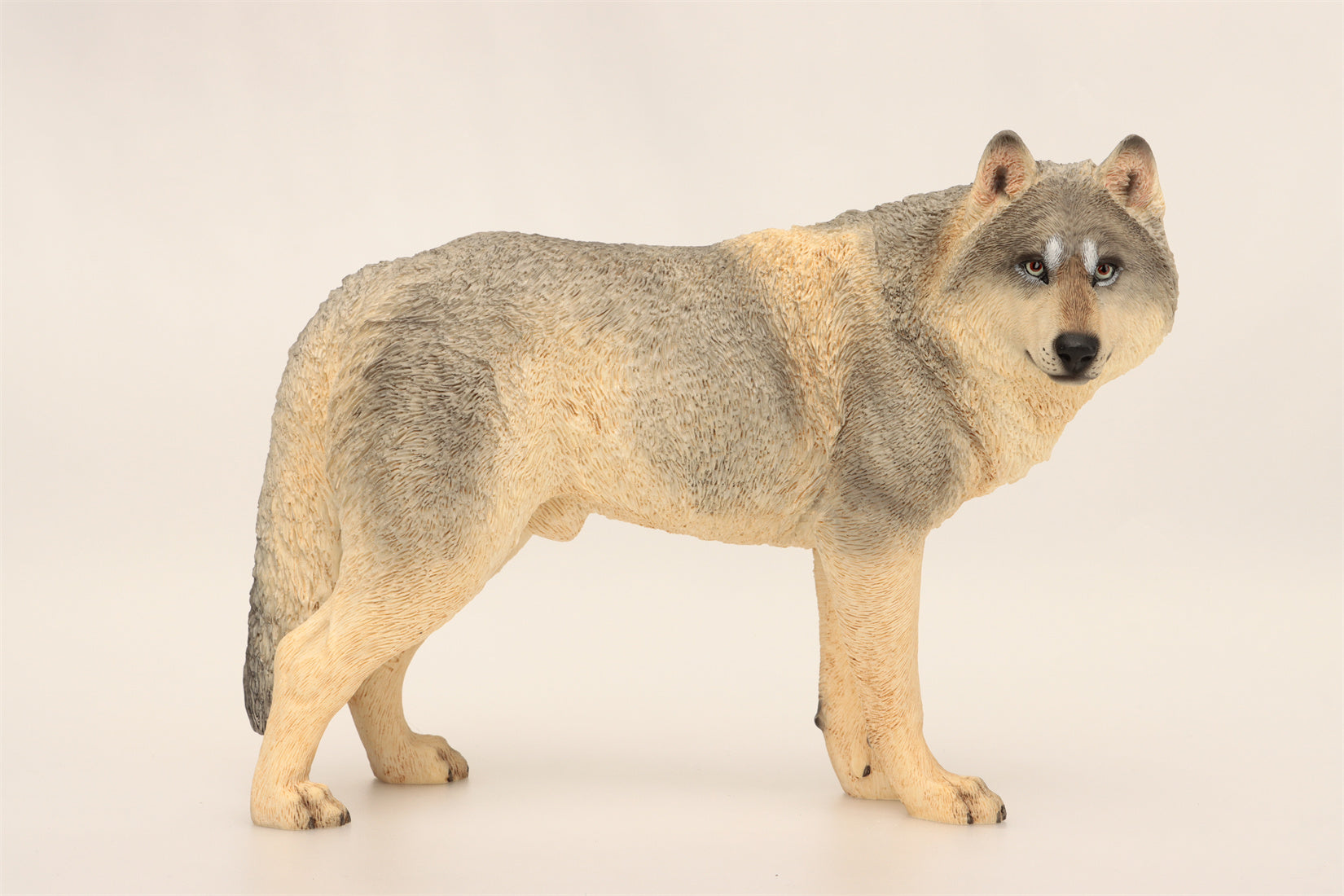 1/6 Steppe Wolf Figure