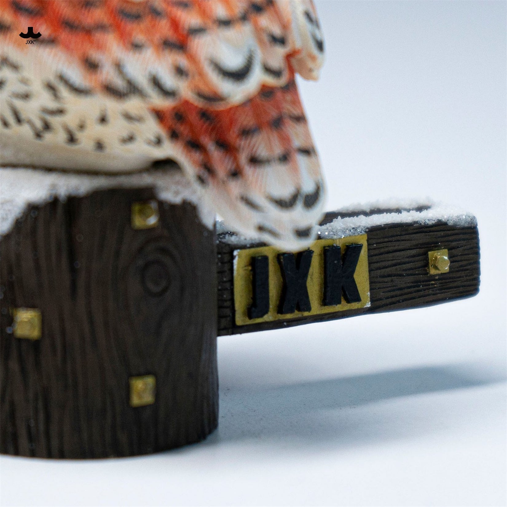 JXK 1:6 Scale Snowy Owl Model