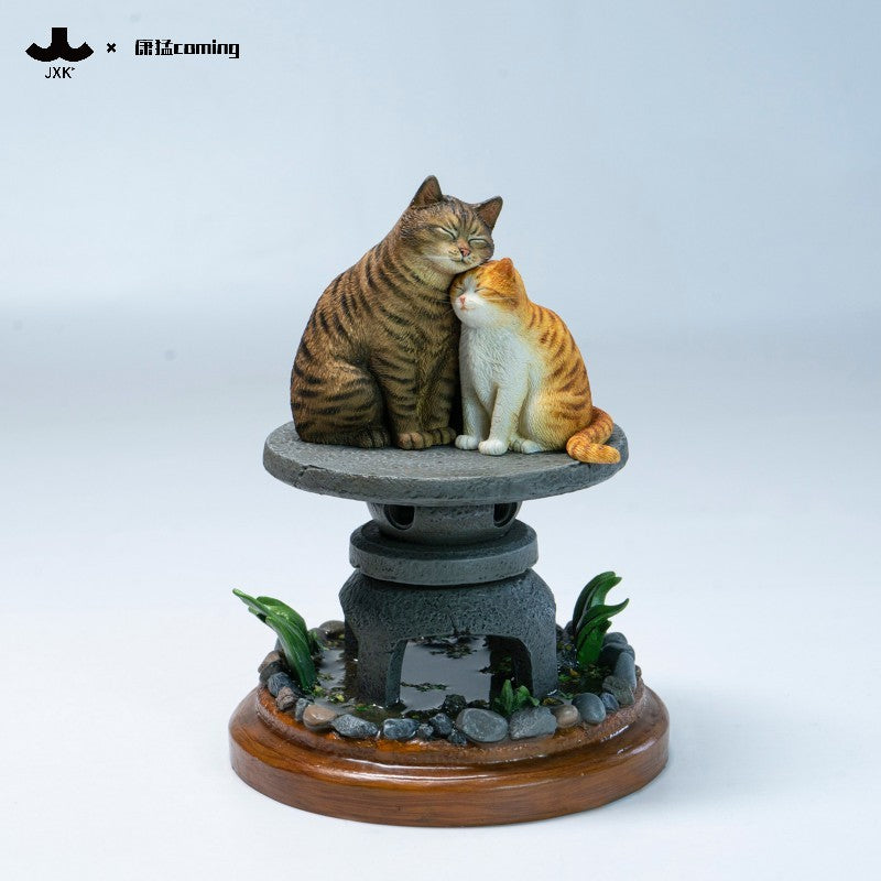 JXK Cats Resting Among Stones Model
