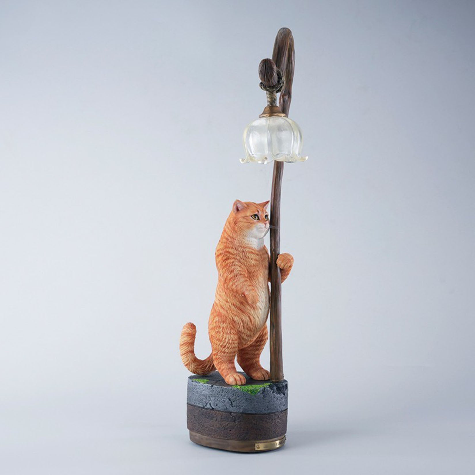 JXK Lumeocat Model Animal Figure