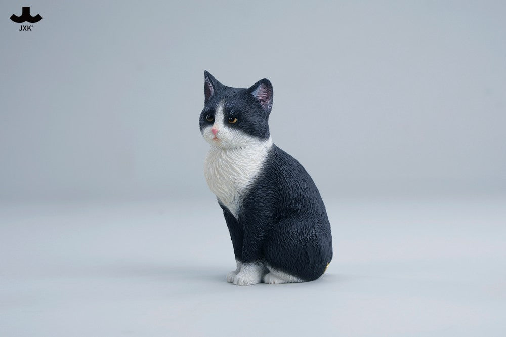 JXK Well-behaved Cat Sitting Figure