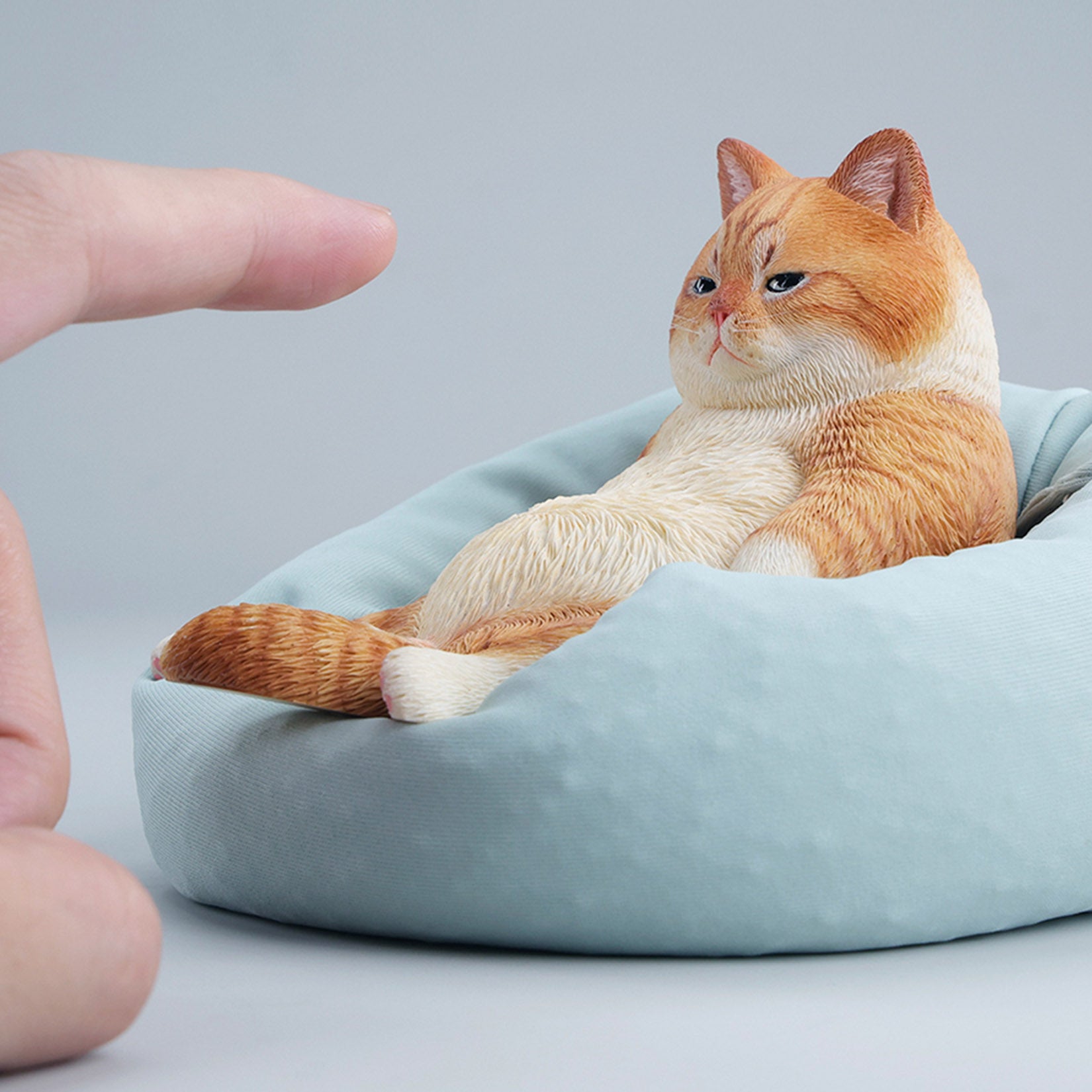 JXK Lazy Cat Figure