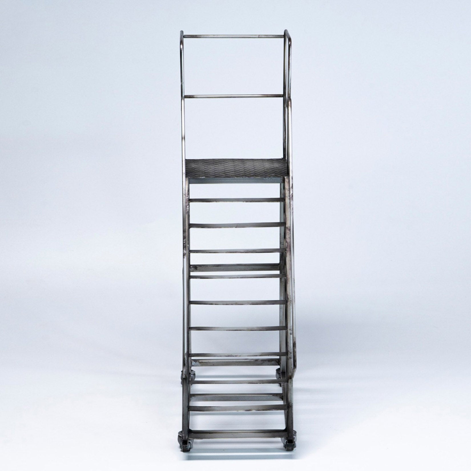MMMTOYS 1:6 Scale Mobile Work Platform Ladder Model