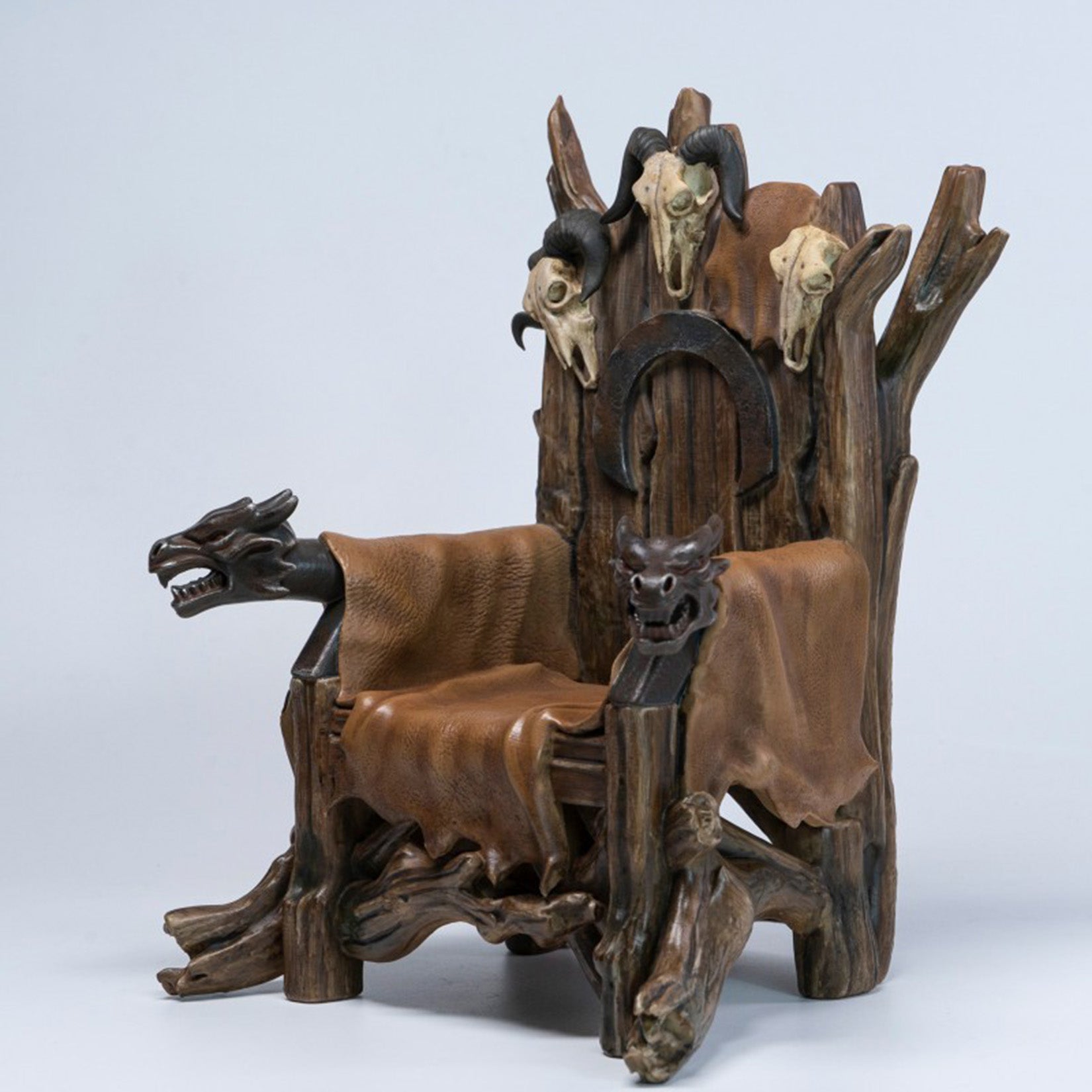 MMMTOYS Studio 1:6 ScaleThrone of Bone Beast Figurine