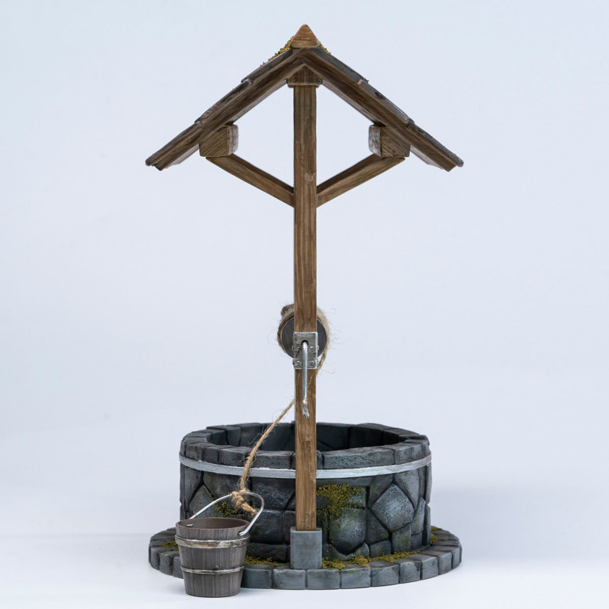 MMMTOYS Studio 1:12 Scale Deserted Village Dry Well Diorama