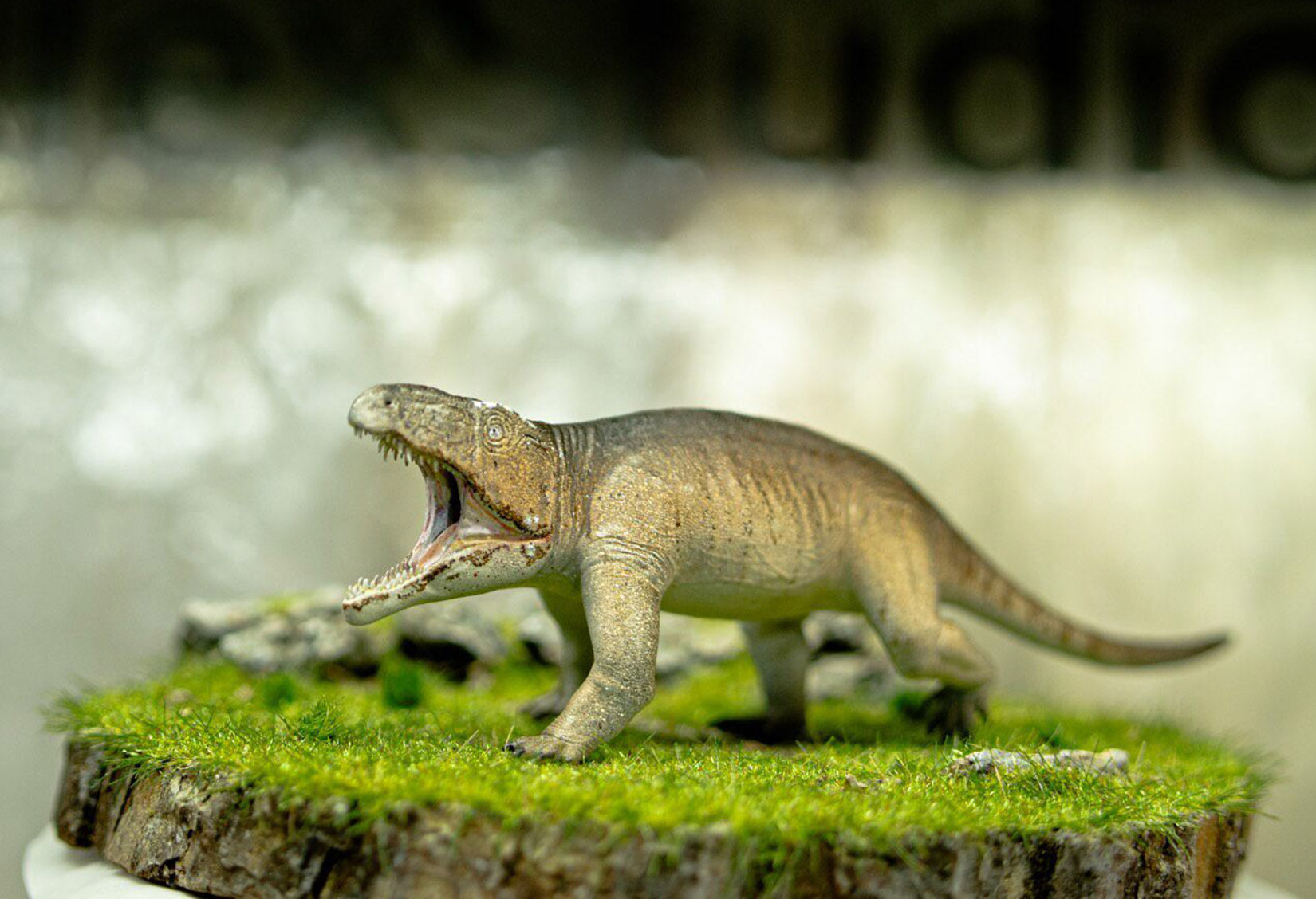 Alex Studio Erythrosuchus Model