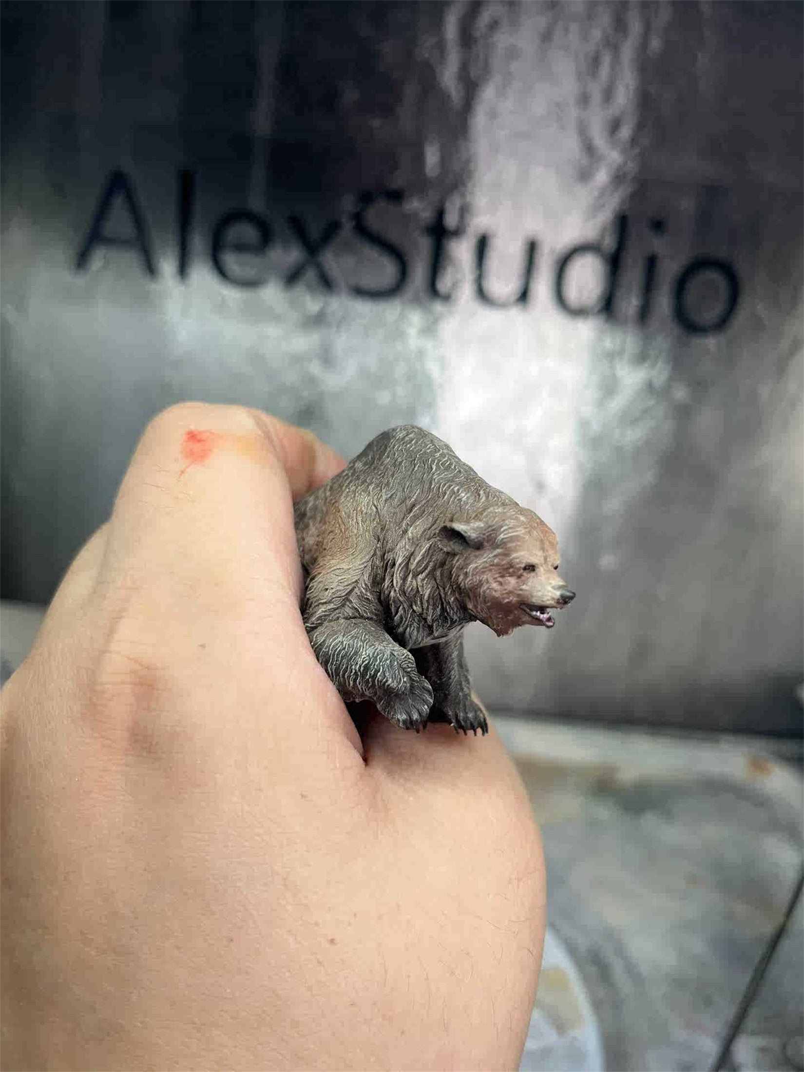 Alex Studio Cave bear Model
