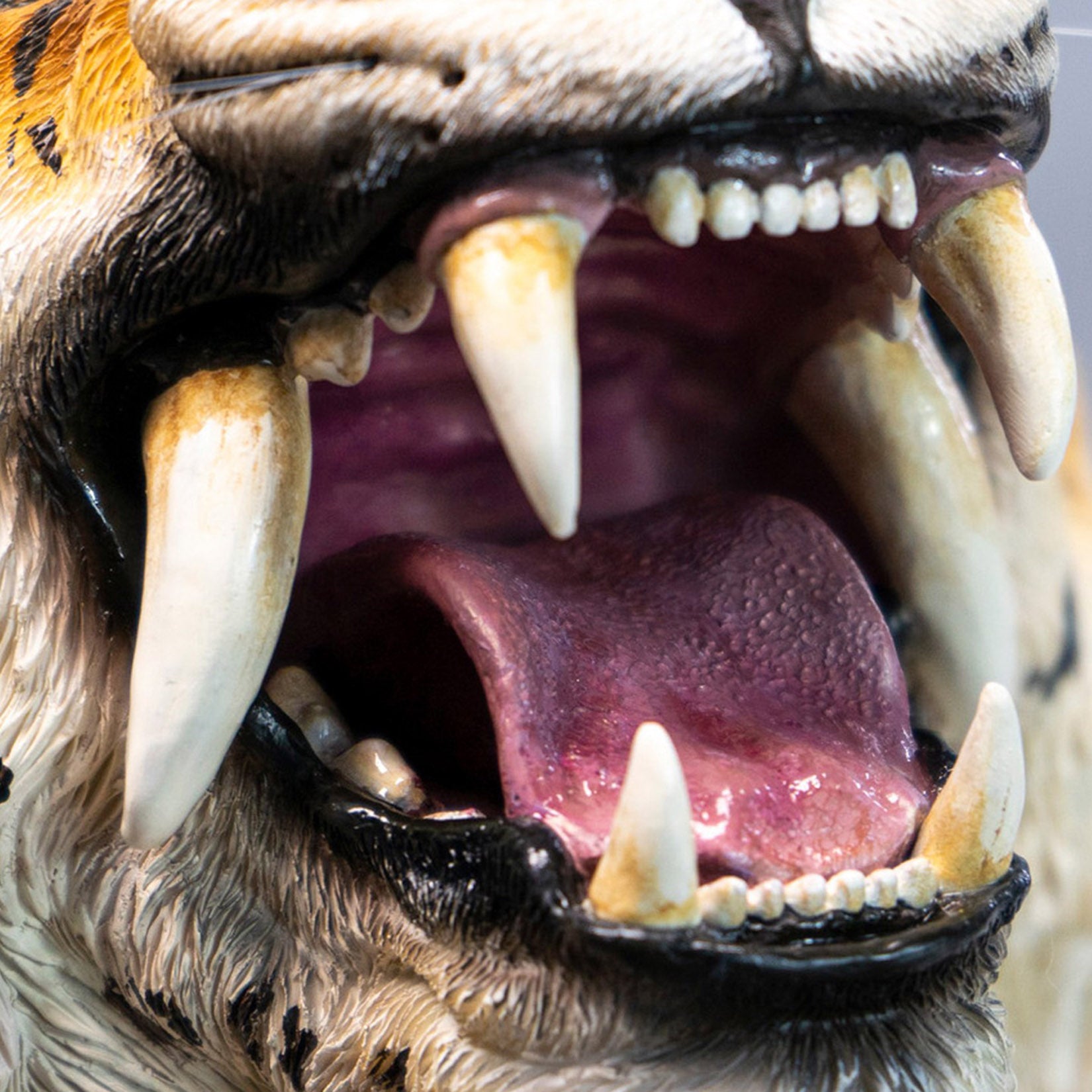 JXK Tiger Head Statue Figure