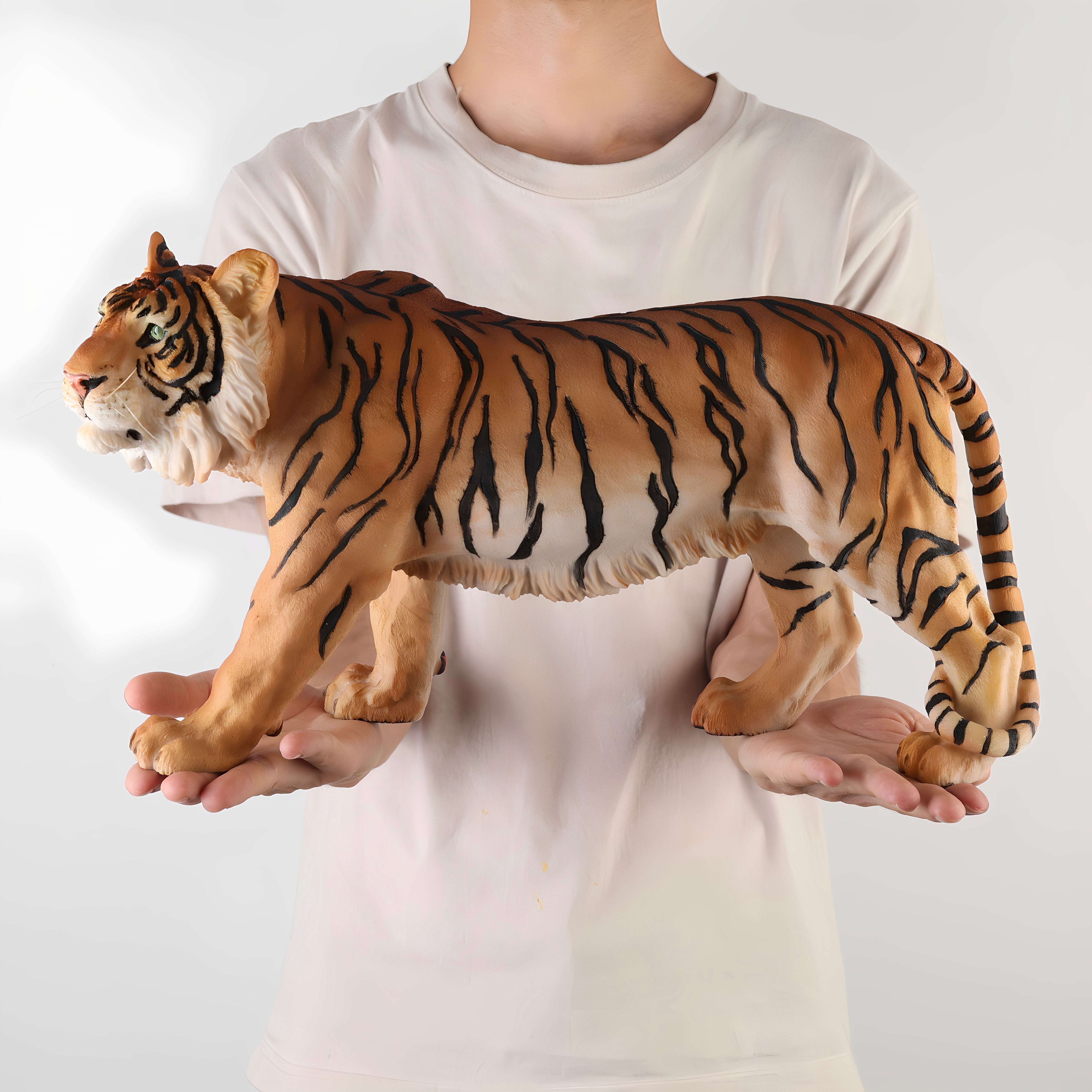 BOWUZHI Studio 1:6 Scale Siberian Tiger Model