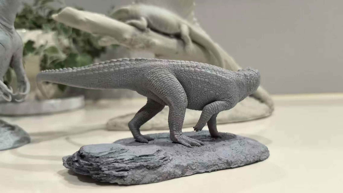 MK Studio 1:20 Scale Austroraptor Model