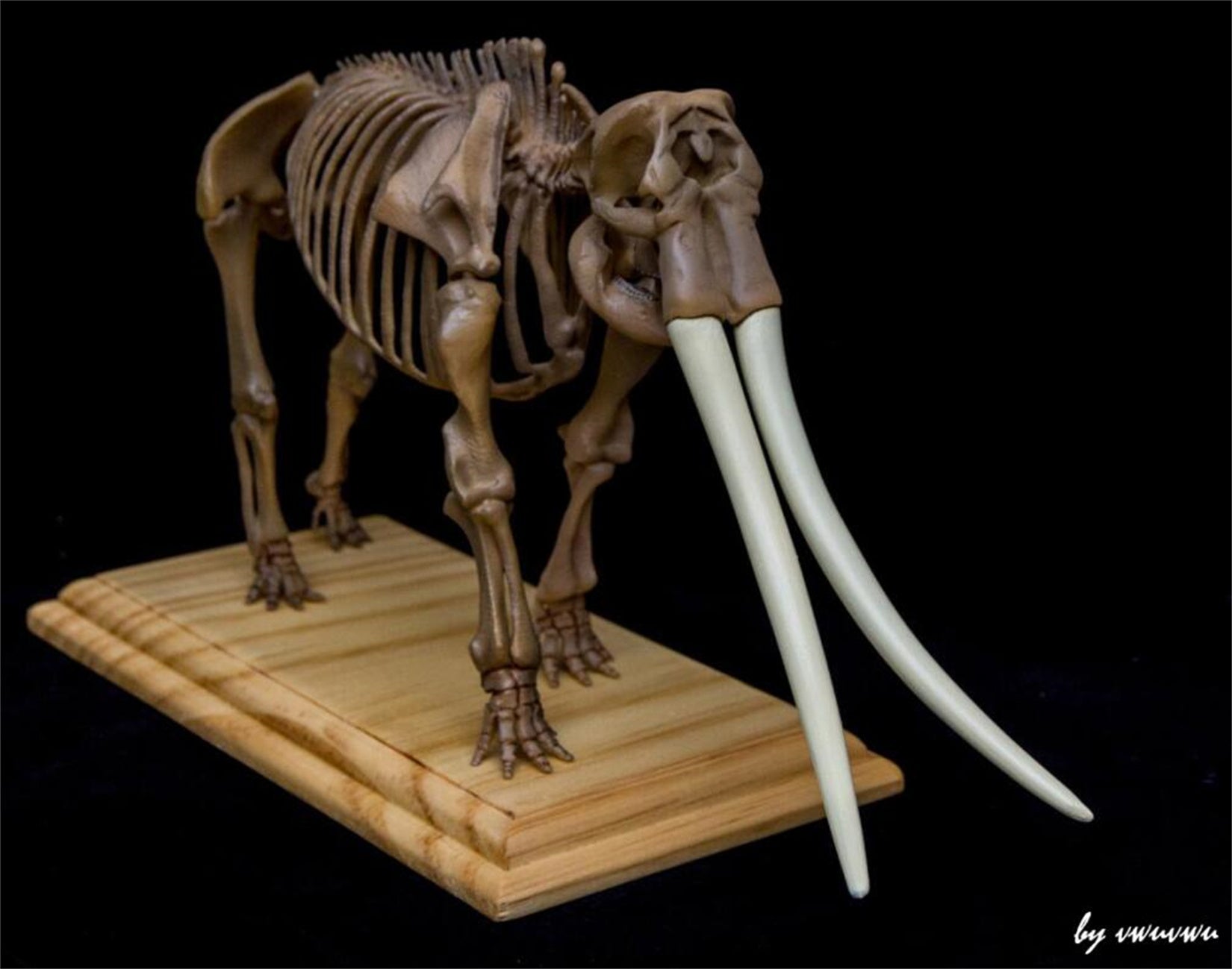 VWUVWU 1/20 Huanghe Flumen Stegodon Skeleton Model