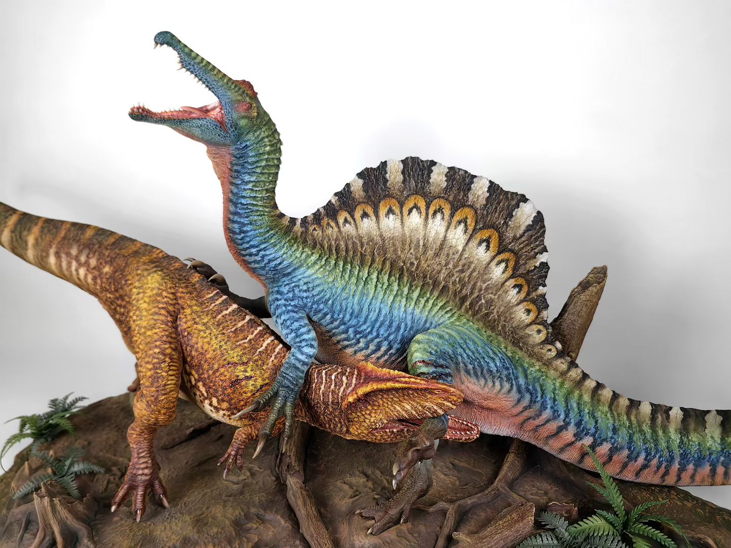 Showanna Studio 1/15 Scale Spinosaurus VS Carcharodontosaurus Scene Statue