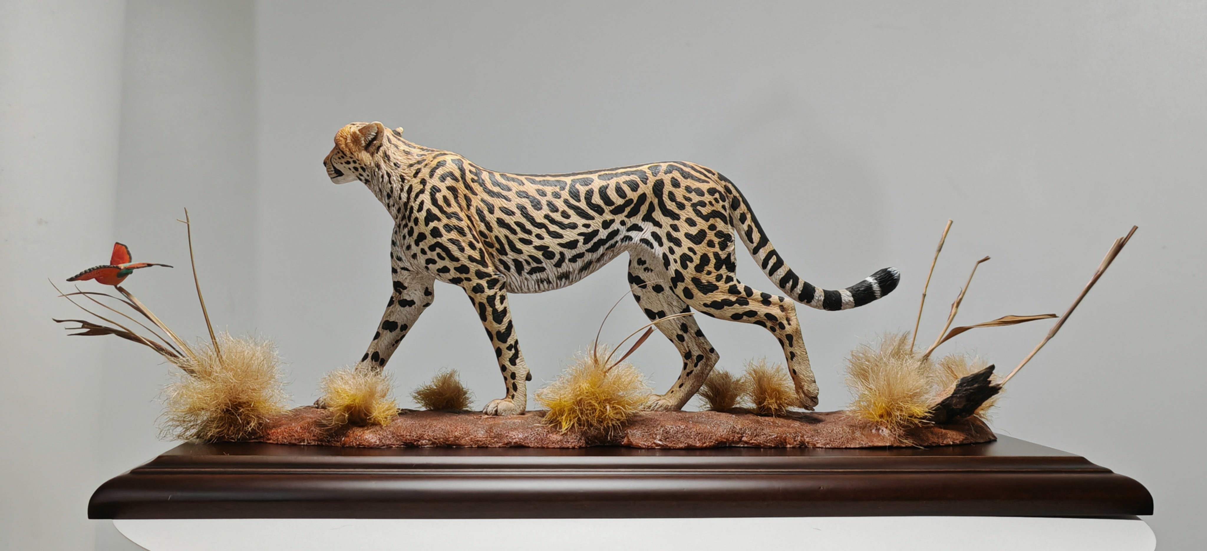 GuoXiong Studio Bushmen Cheetah Scene Model