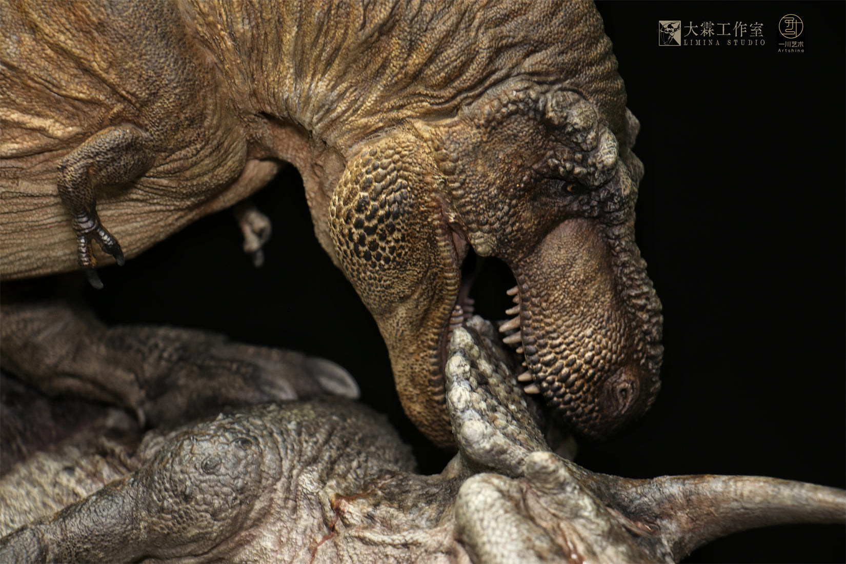 Ashine Alliance X Cristian Lopez Wankel Rex Scene Statue