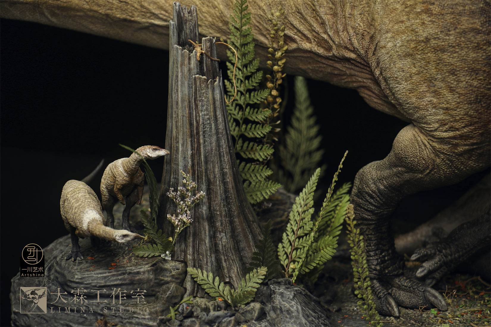 Ashine Alliance X Cristian Lopez Wankel Rex Scene Statue