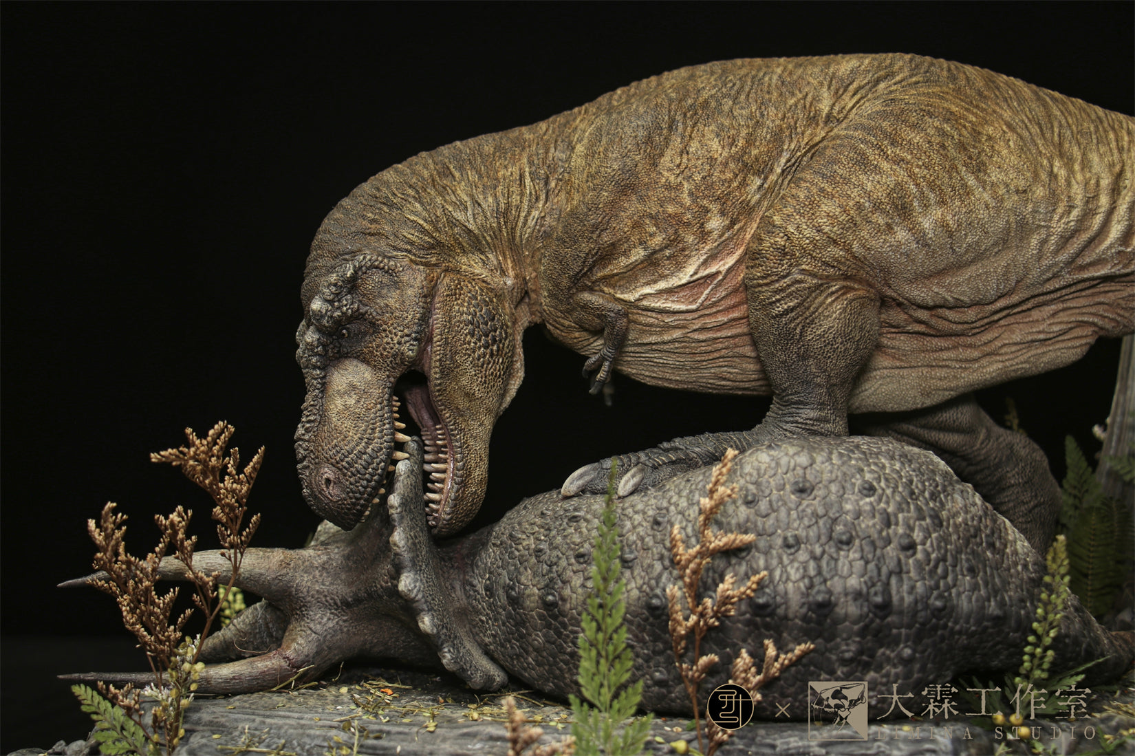 Ashine Alliance X Cristian Lopez Wankel Rex Scene Statue